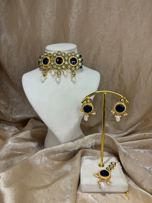 Navy blue choker set