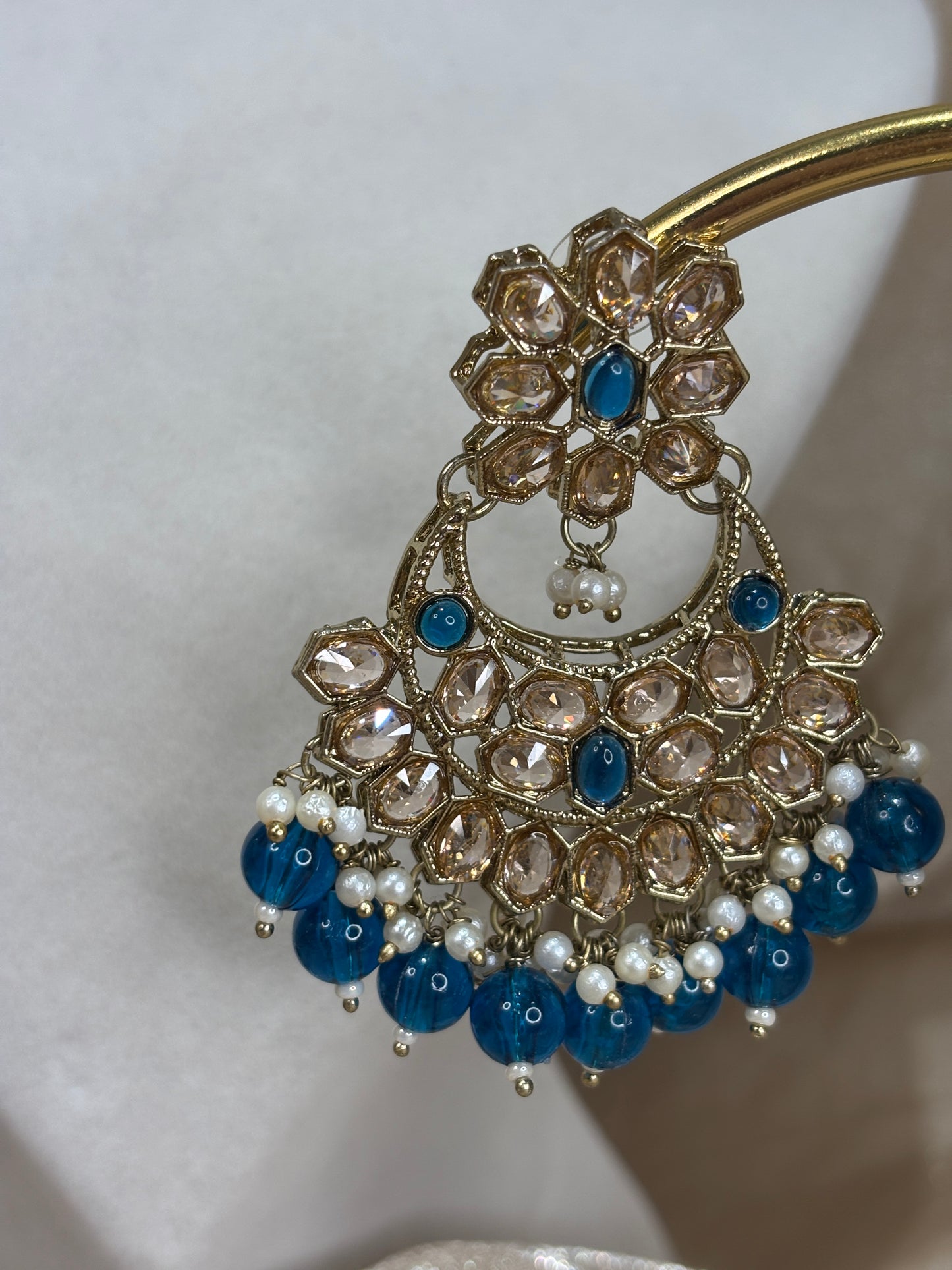 Blue choker set