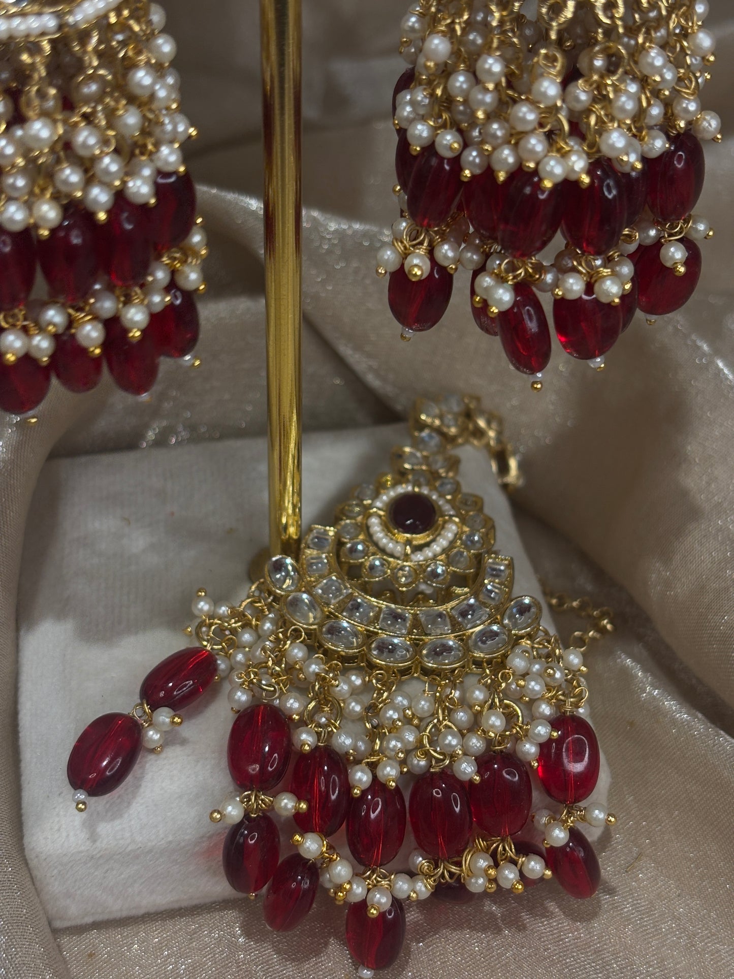 Maroon heavy choker set