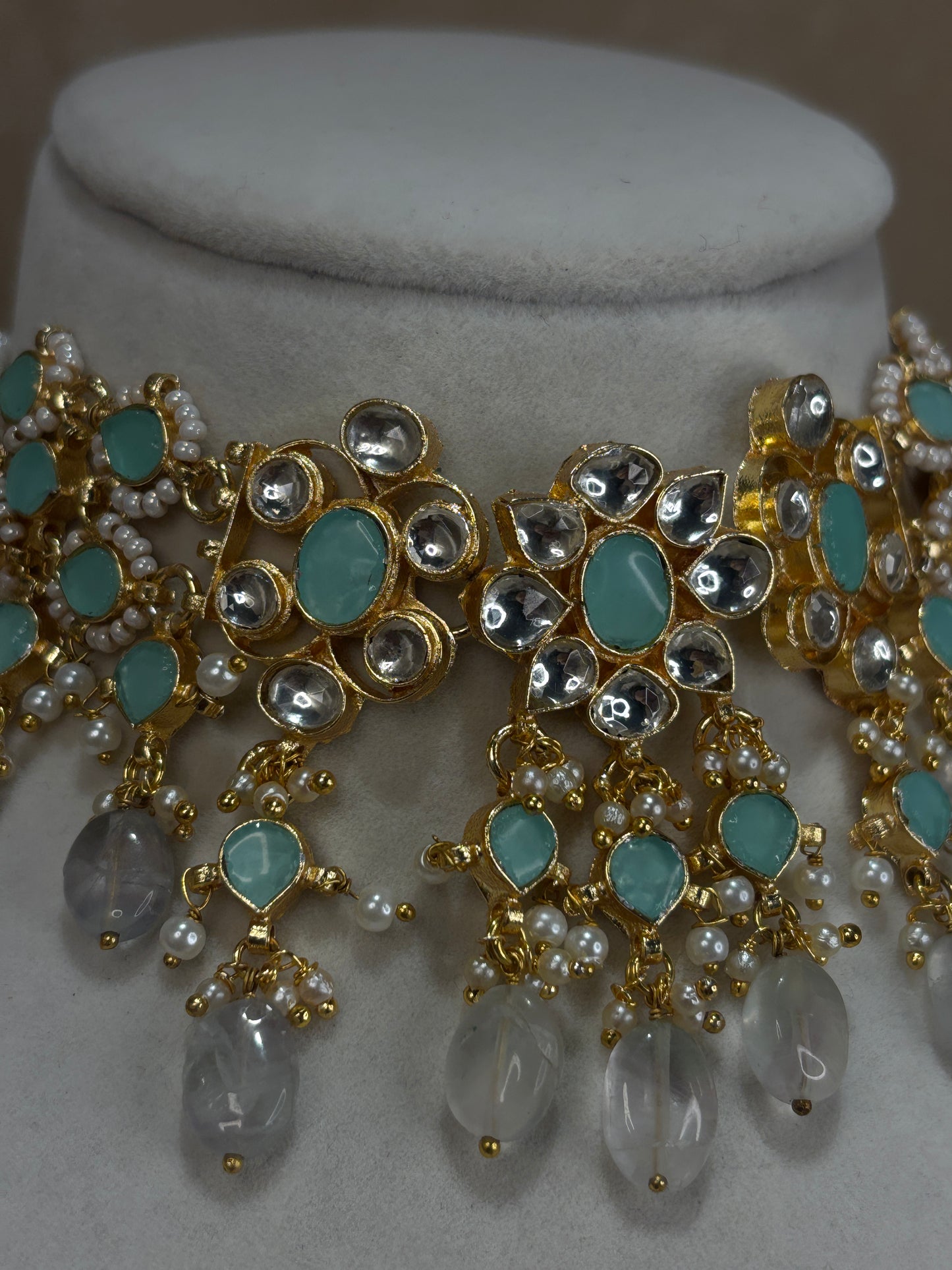 Mint green/gray choker set