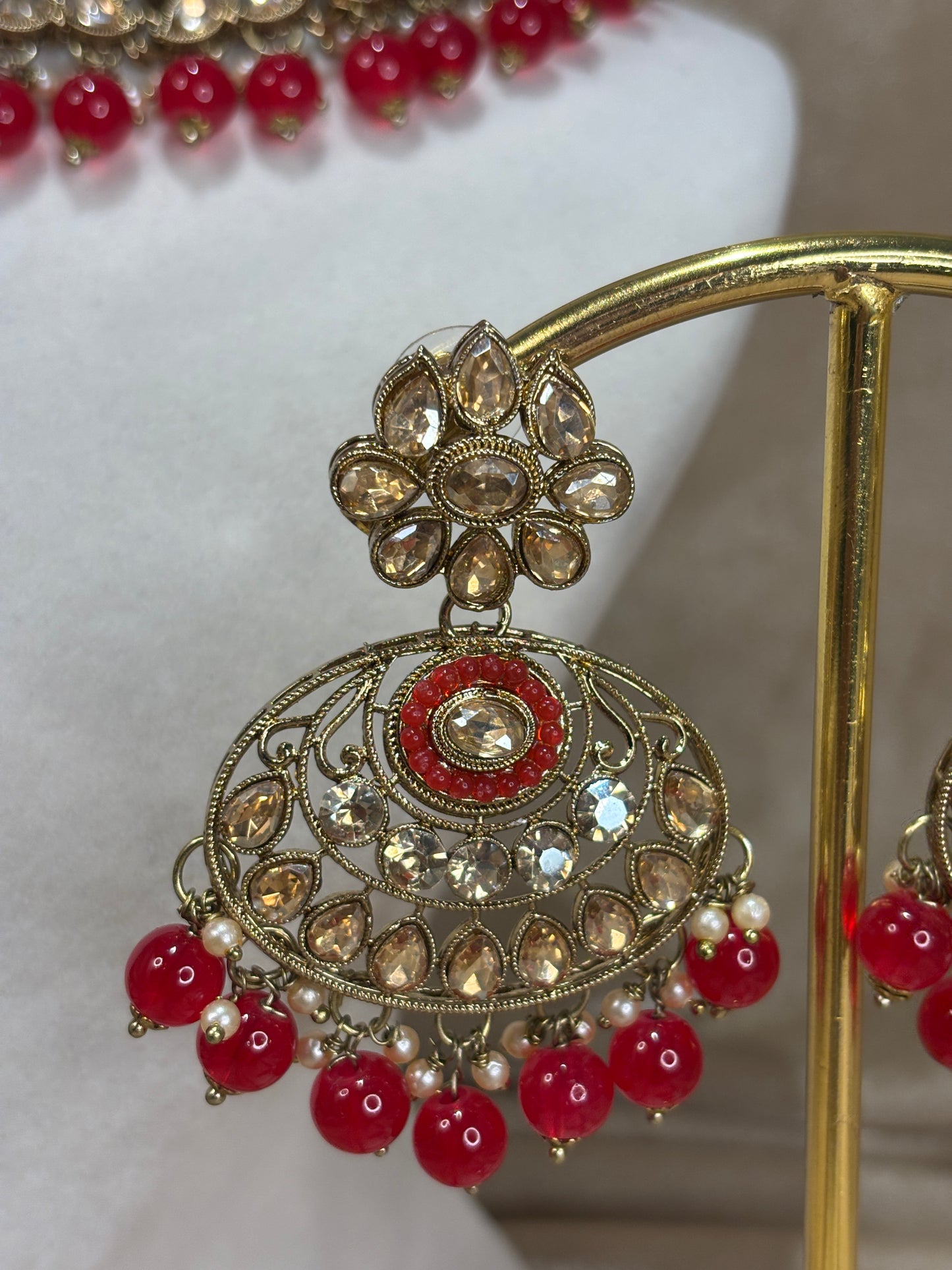 Red necklace set