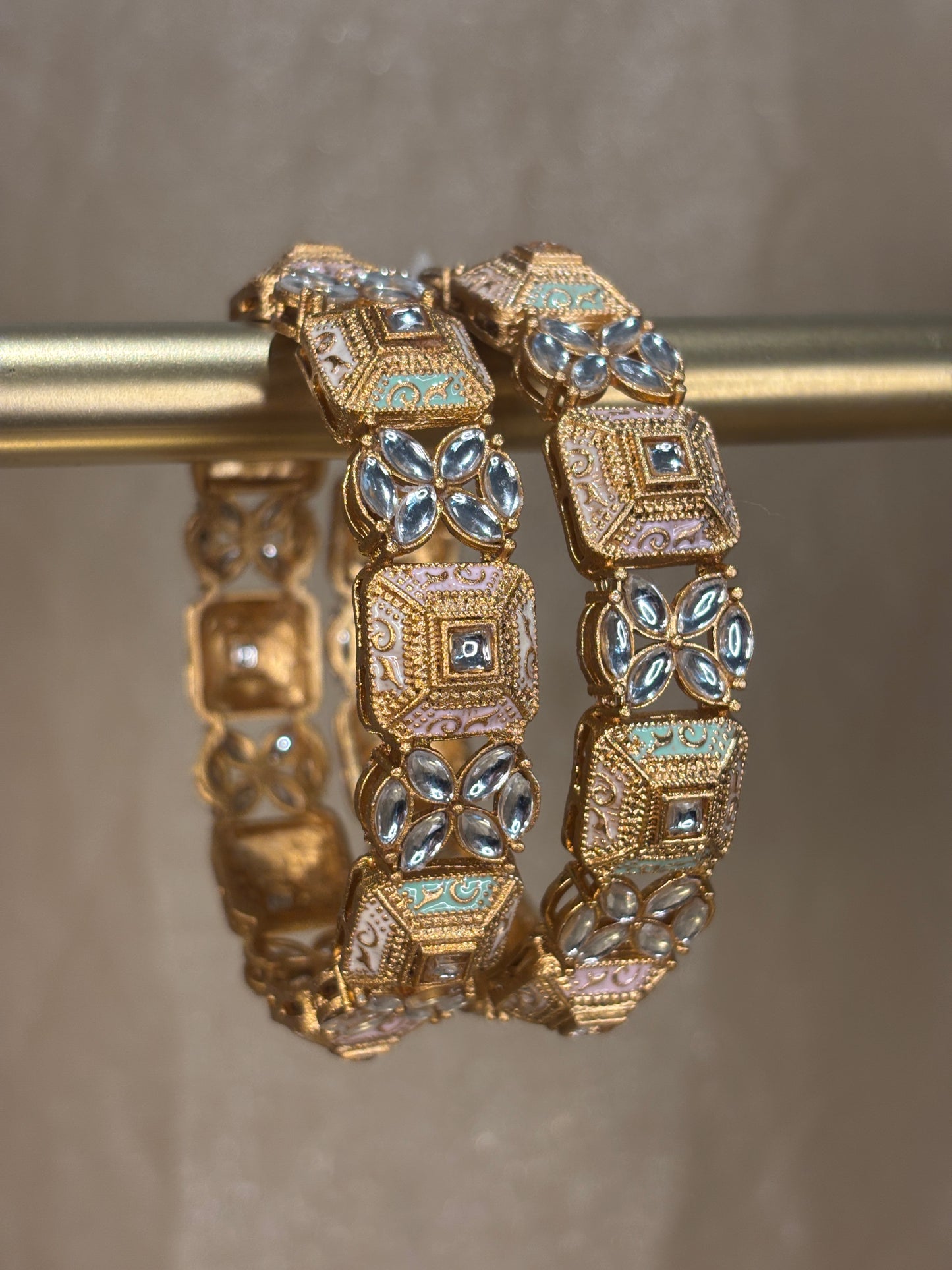 Meenakari kare