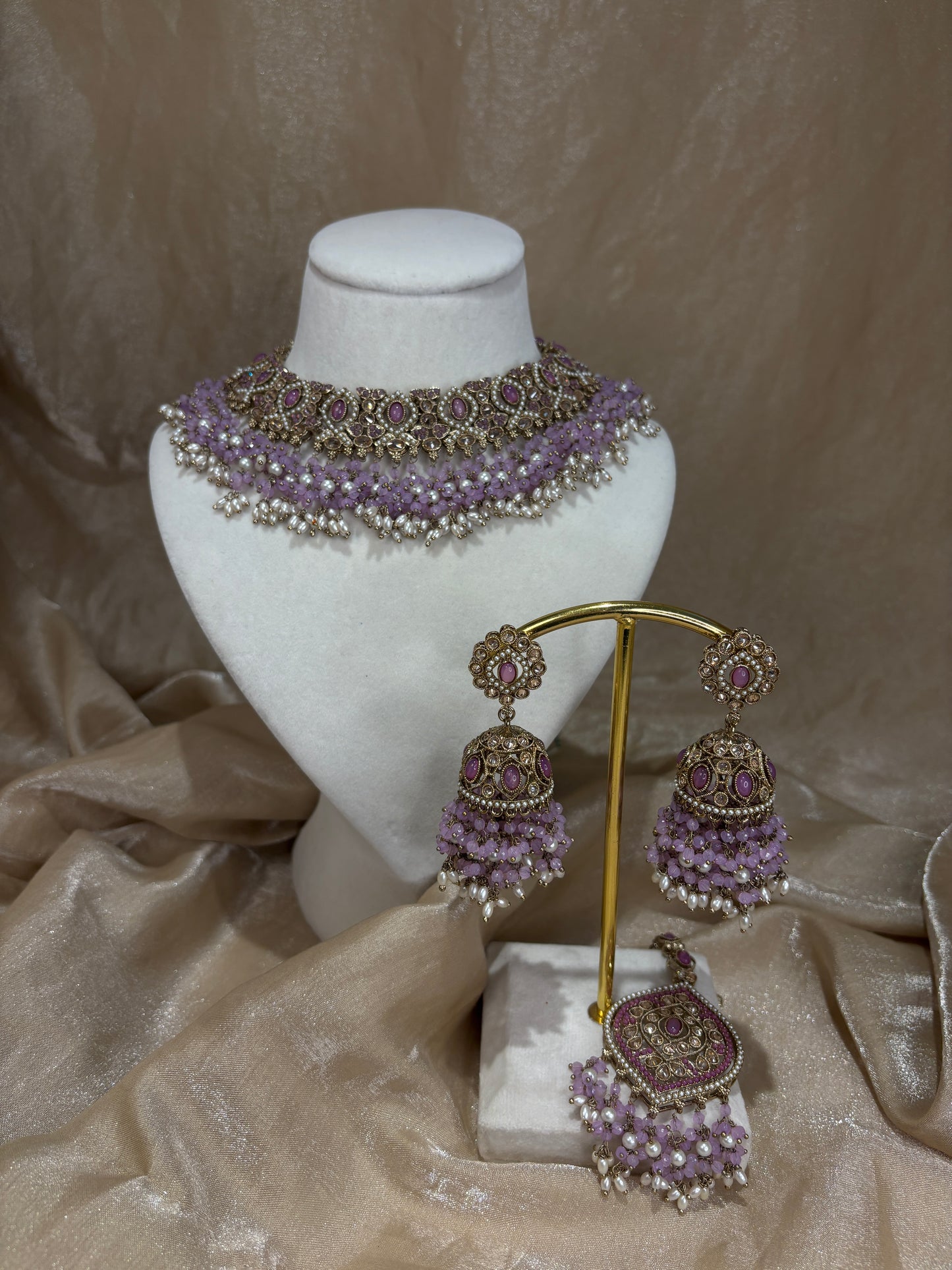 Heavy lavender necklace set