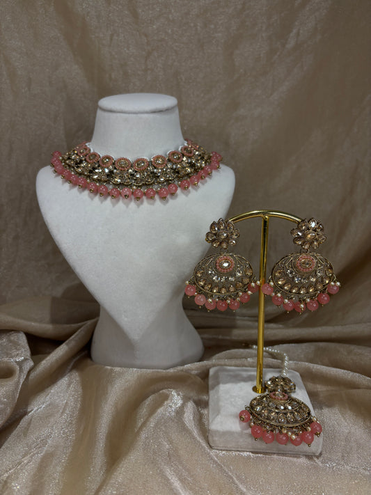 Peach/pink necklace set