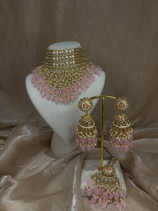 Baby pink chocker set