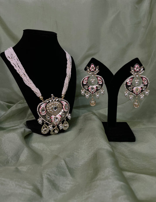 Black long necklace set