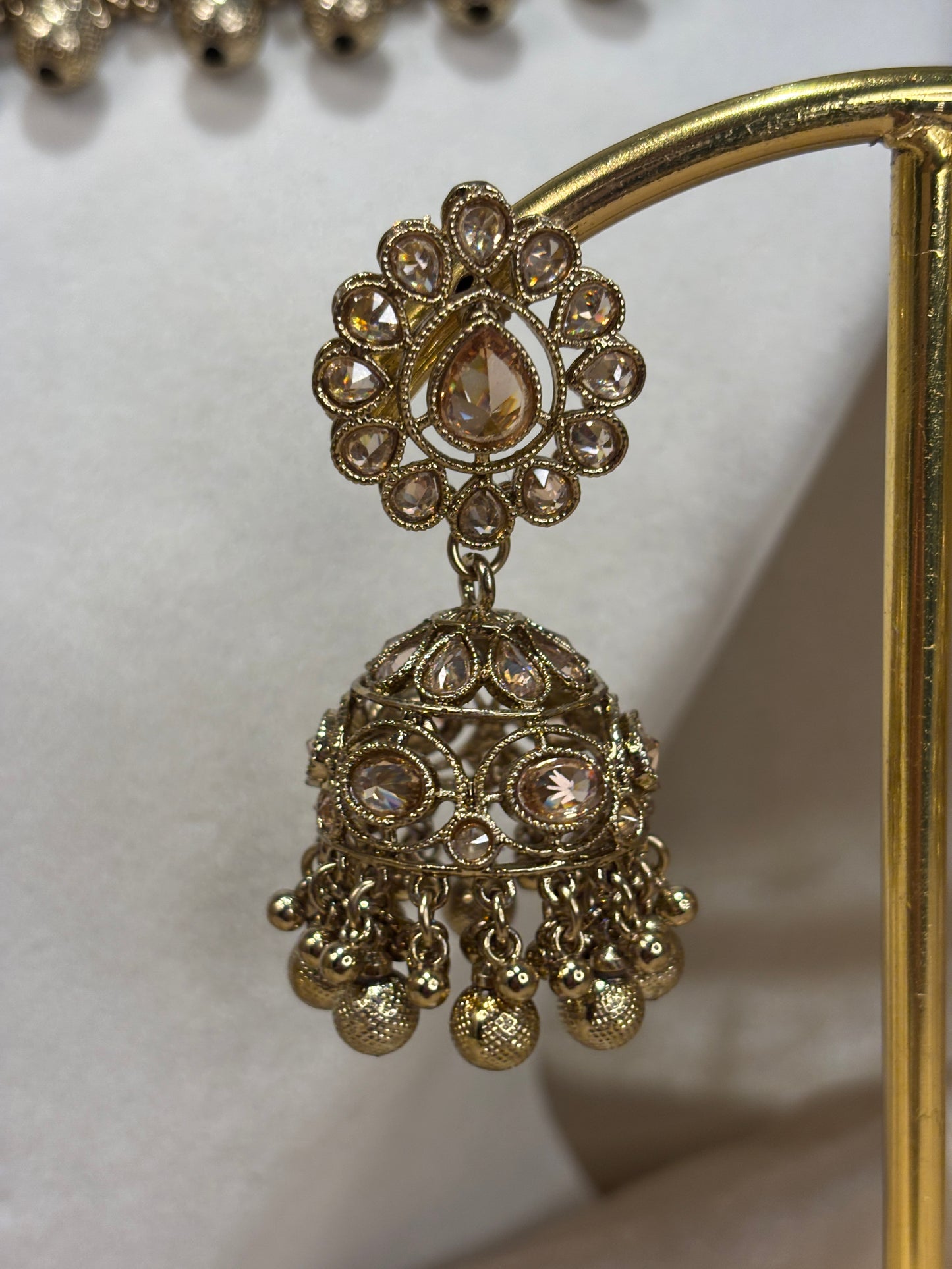 Metal gold necklace set