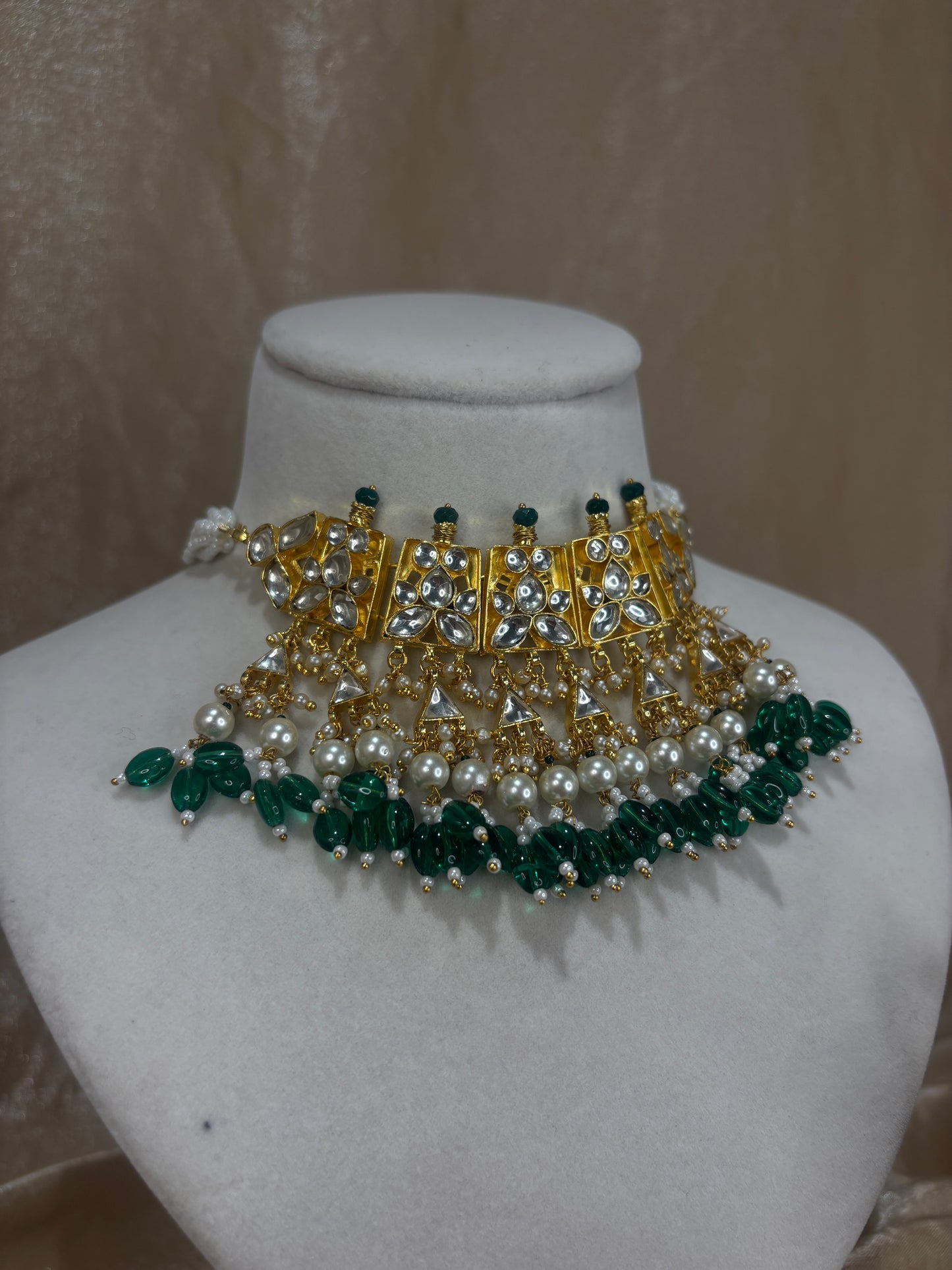 Emerald green choker