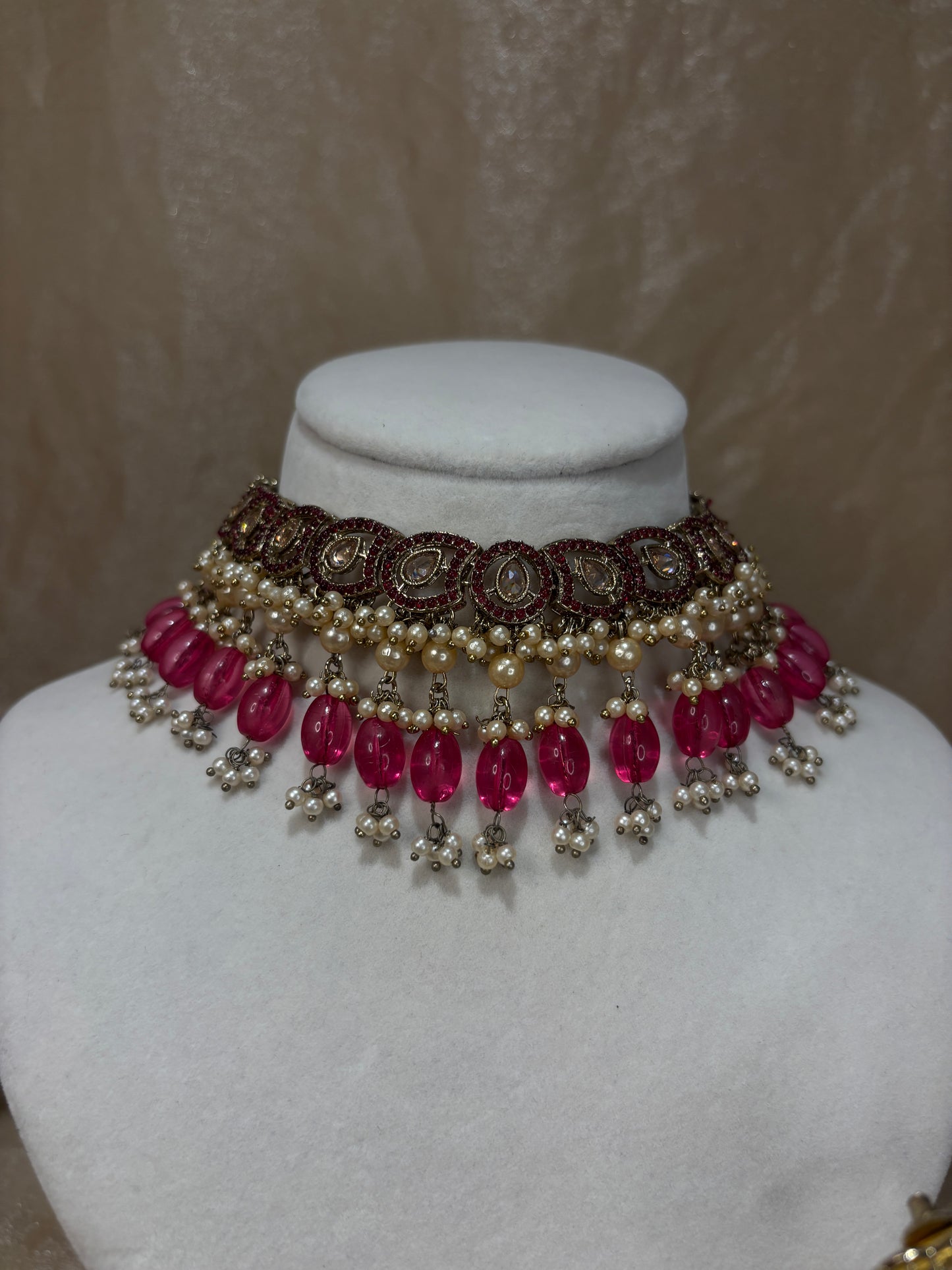 Hot pink choker set