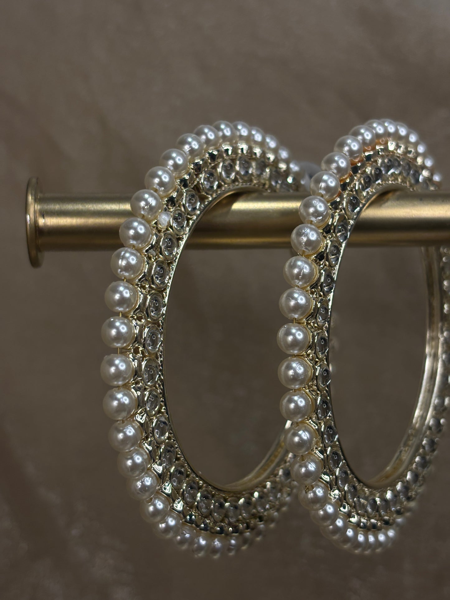 White kundan kare