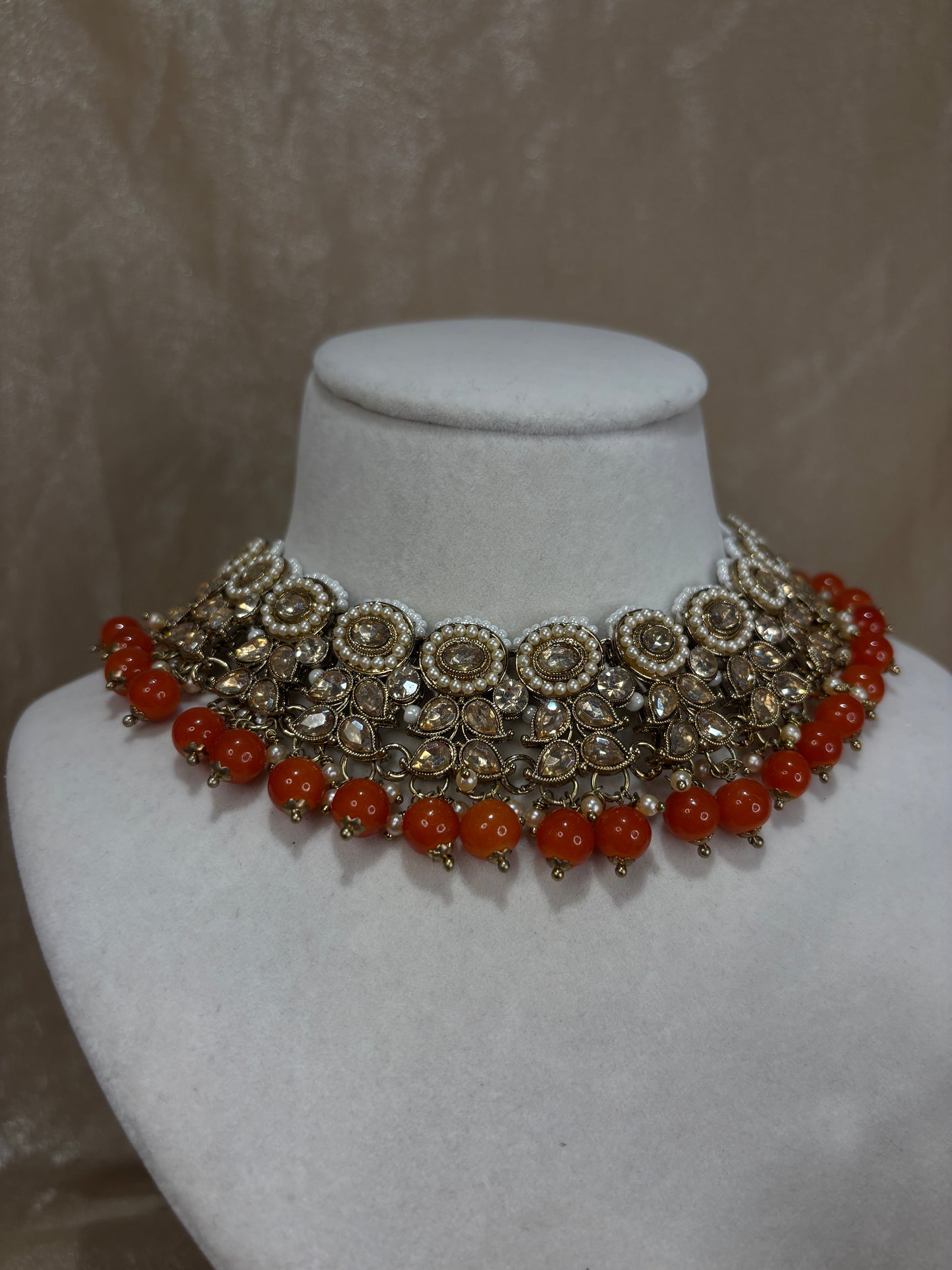 Orange necklace set