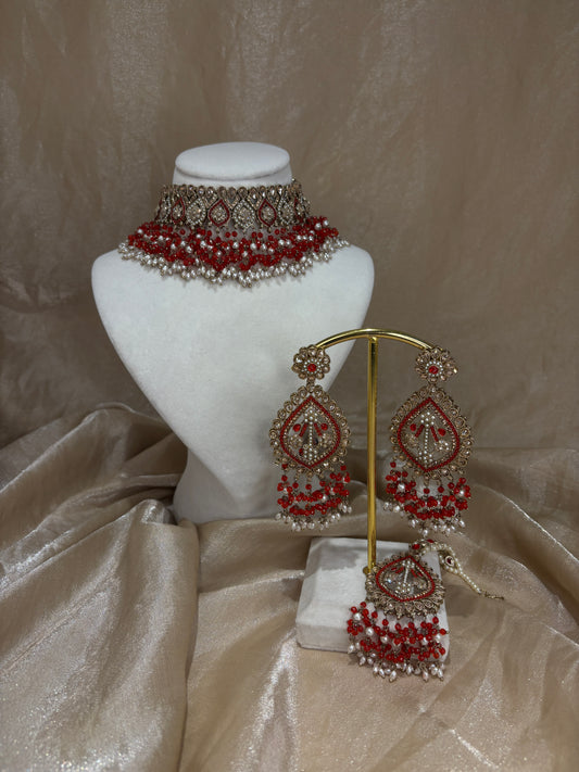 Red choker set