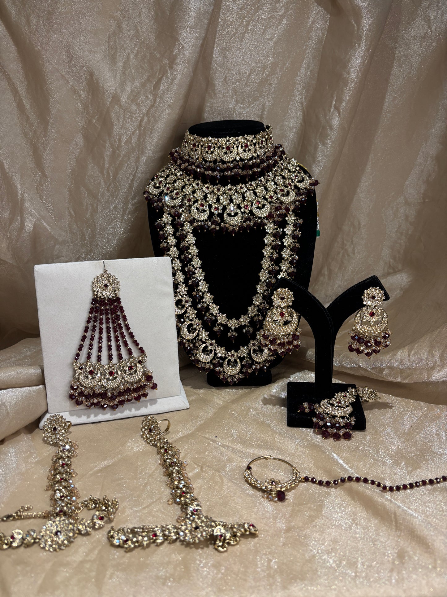 Heavy maroon set