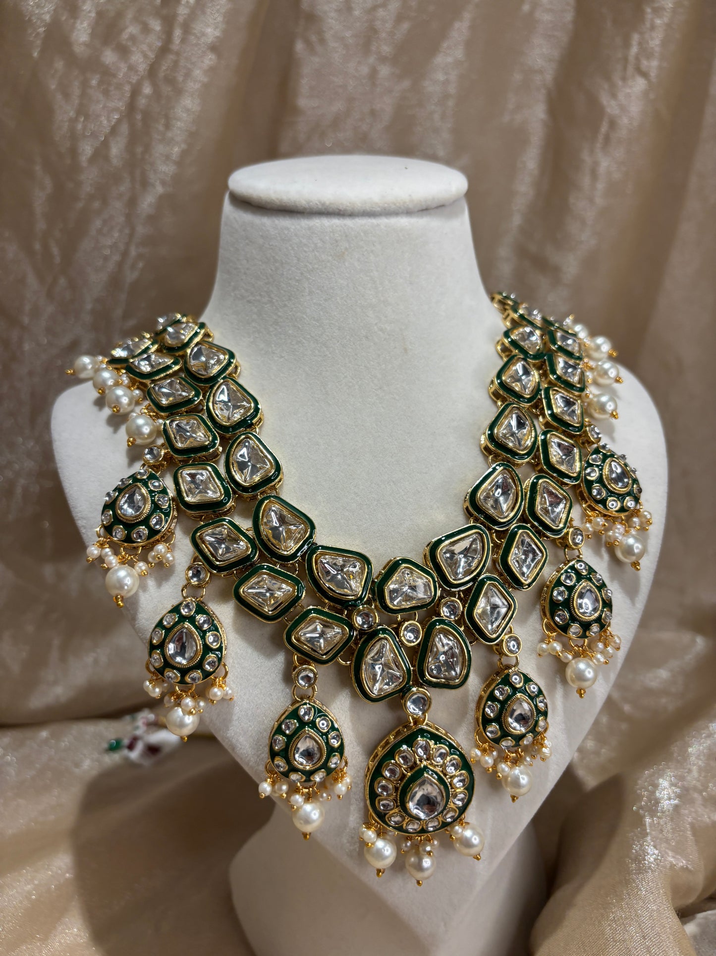 Gold necklace set