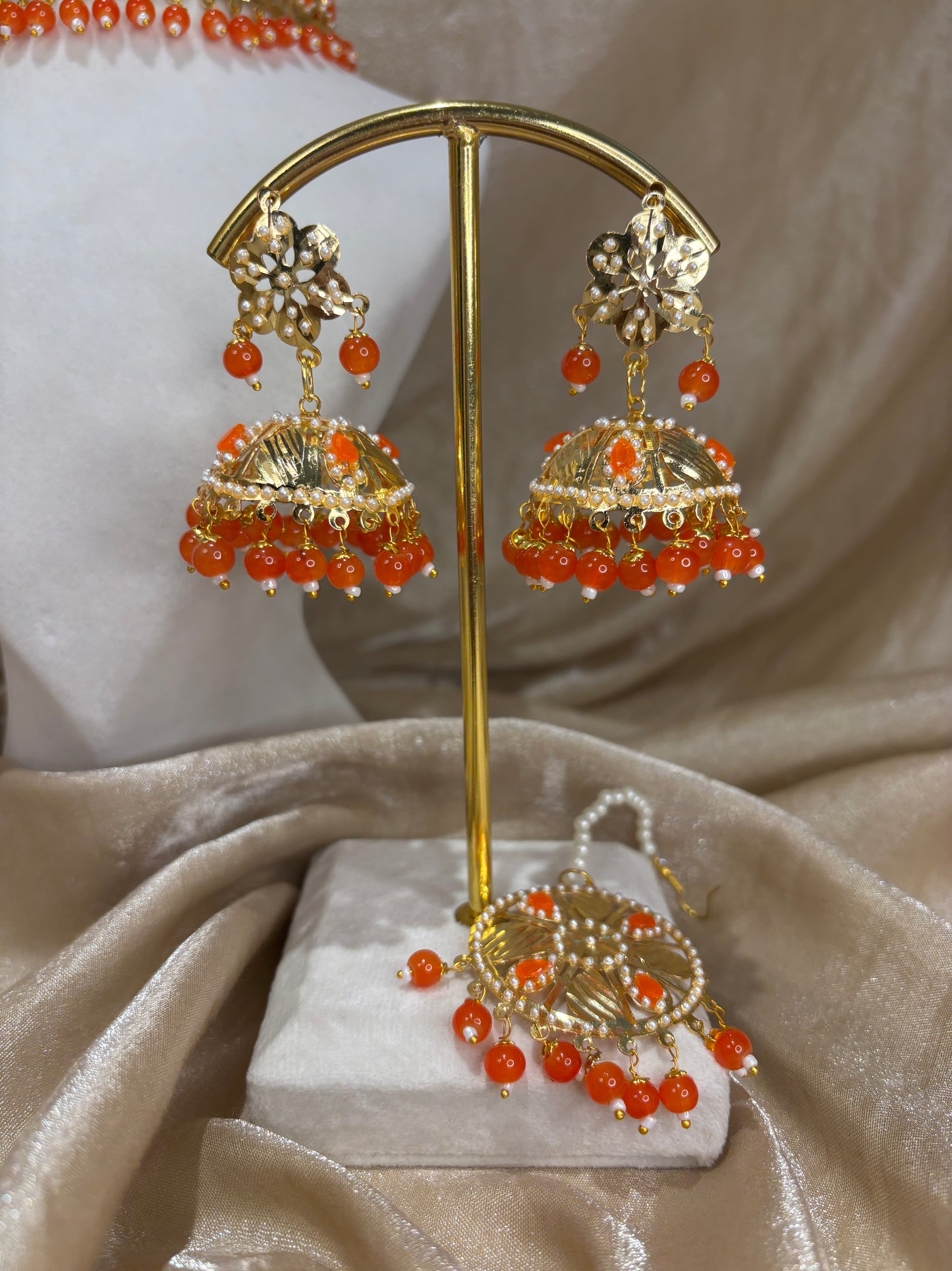 Orange jadau choker set