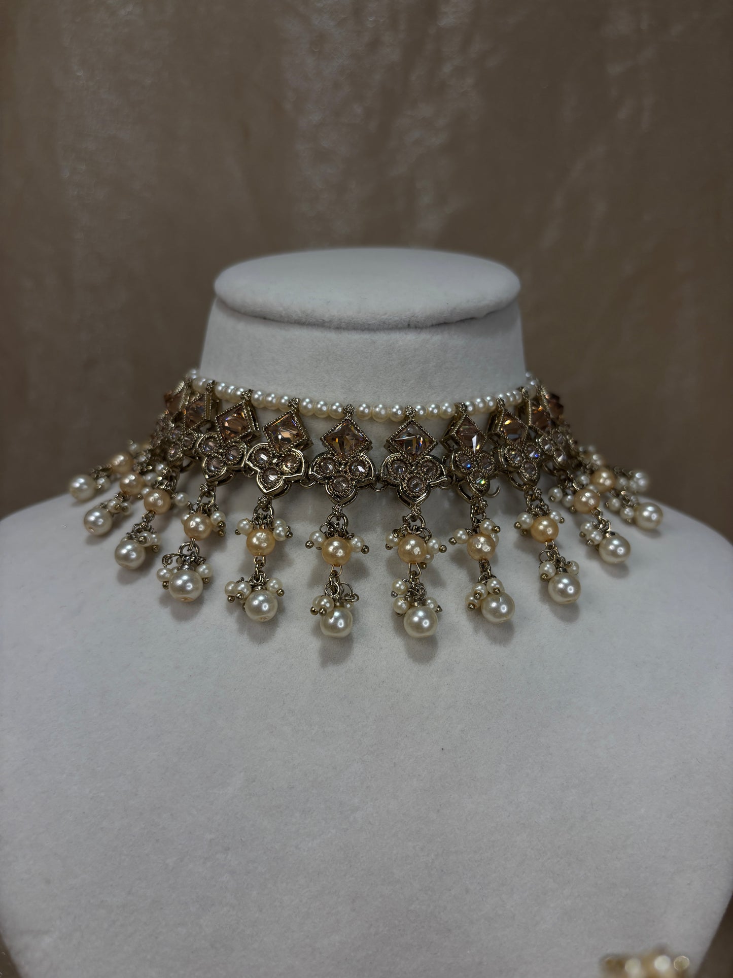 Gold choker set