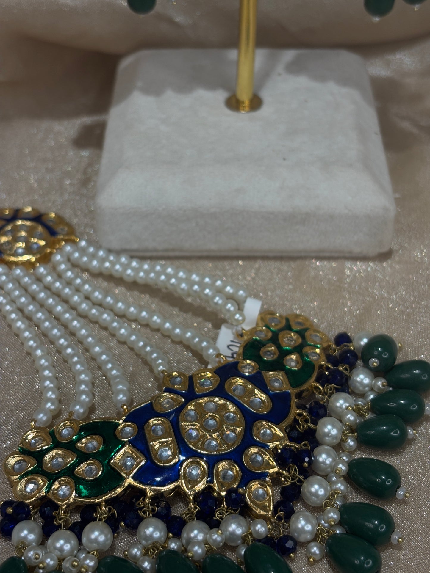 Navy blue/emerald green thappa kunda earring/passa set