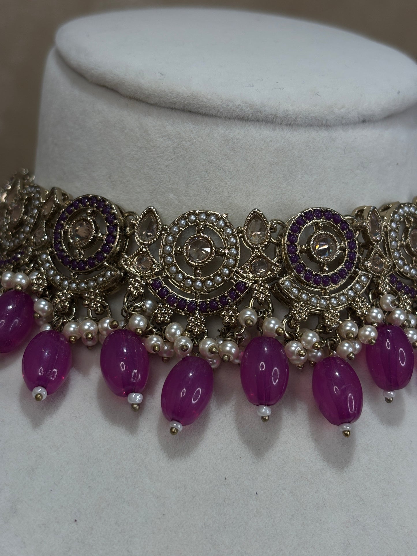Purple choker set