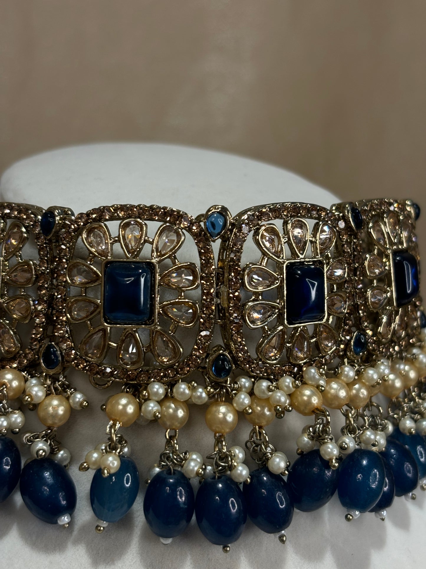 Navy blue choker set