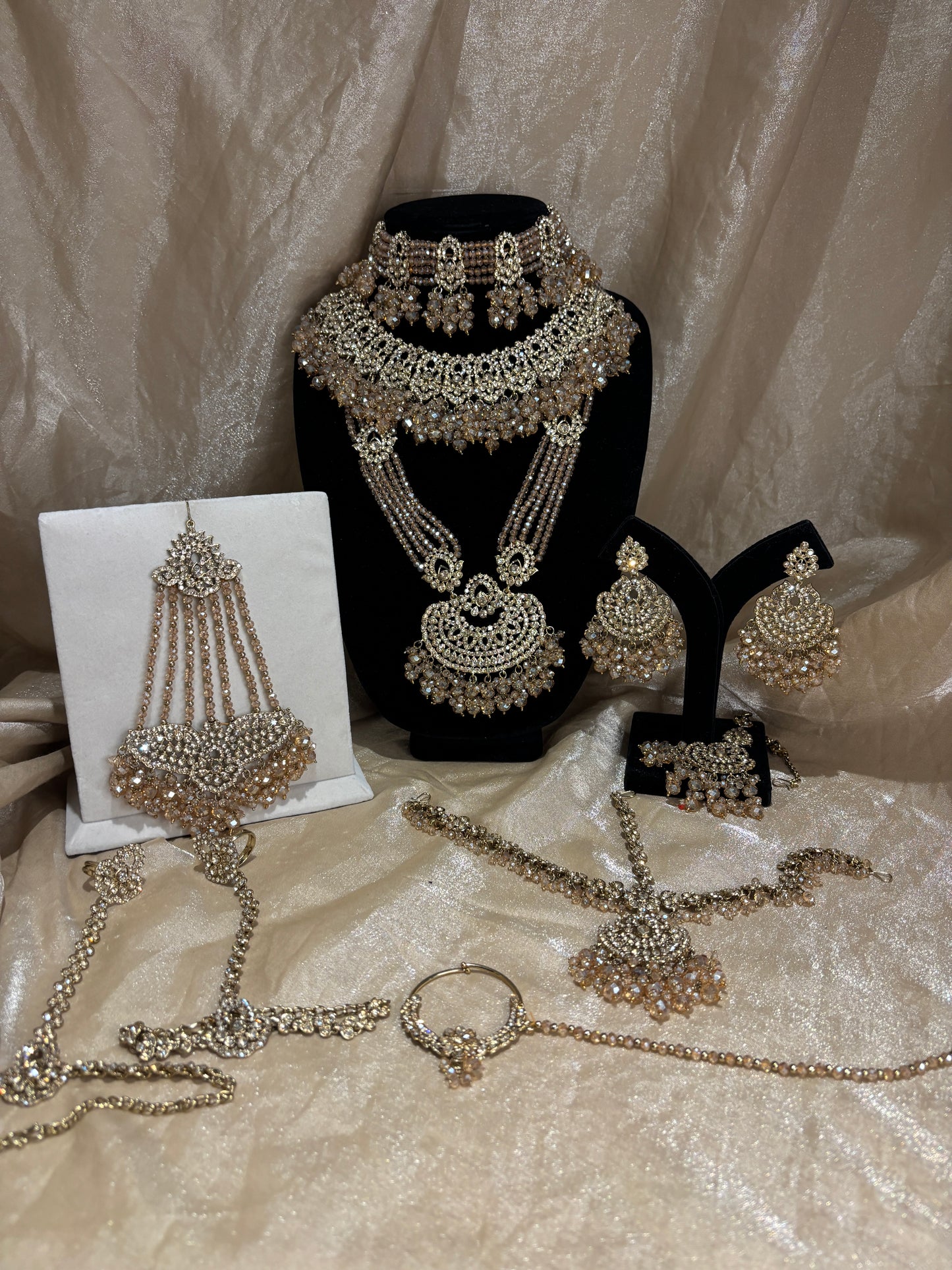 Heavy gold set