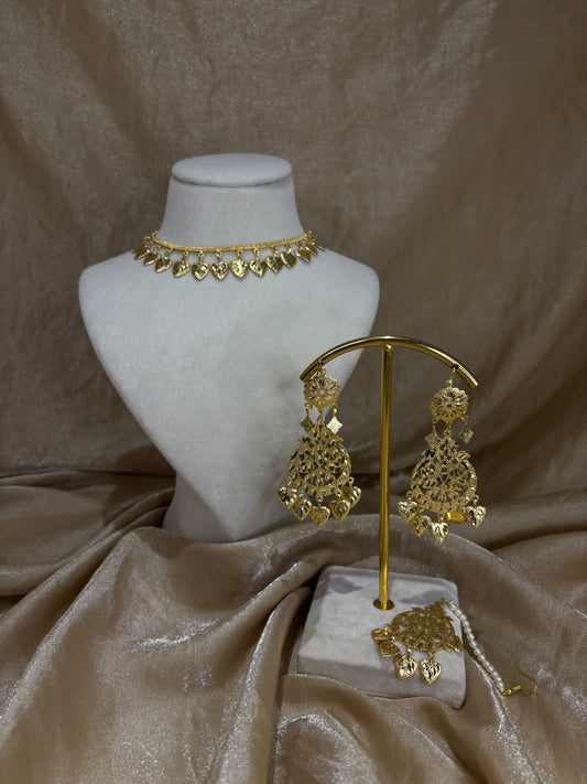 Pipal Patti choker set