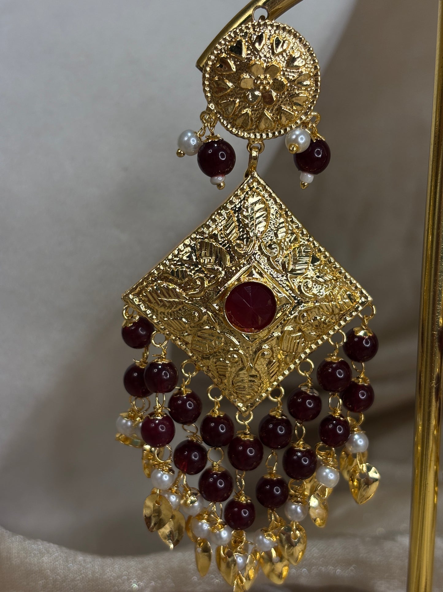 Maroon jadau choker set