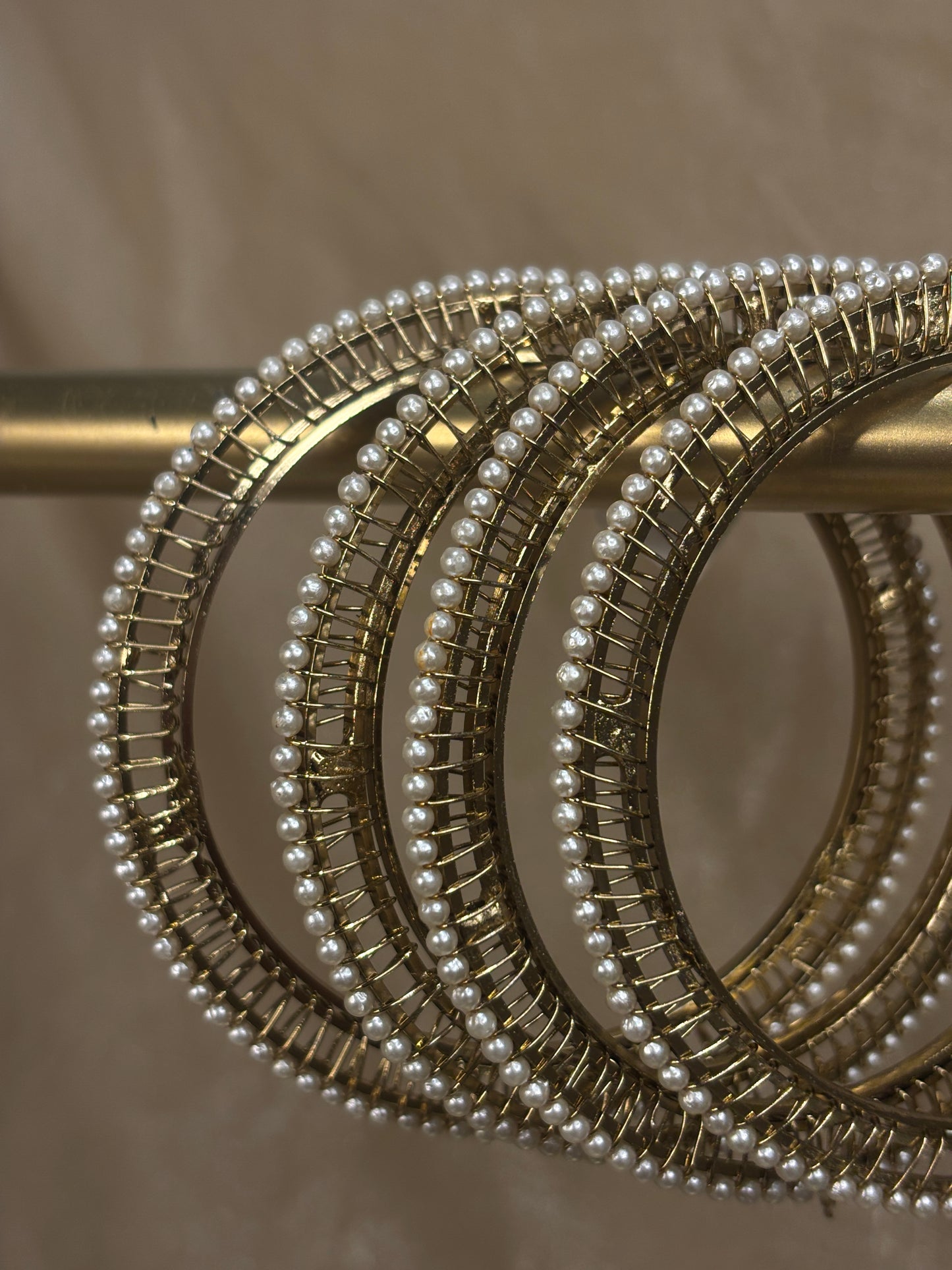 Pearl detail kare