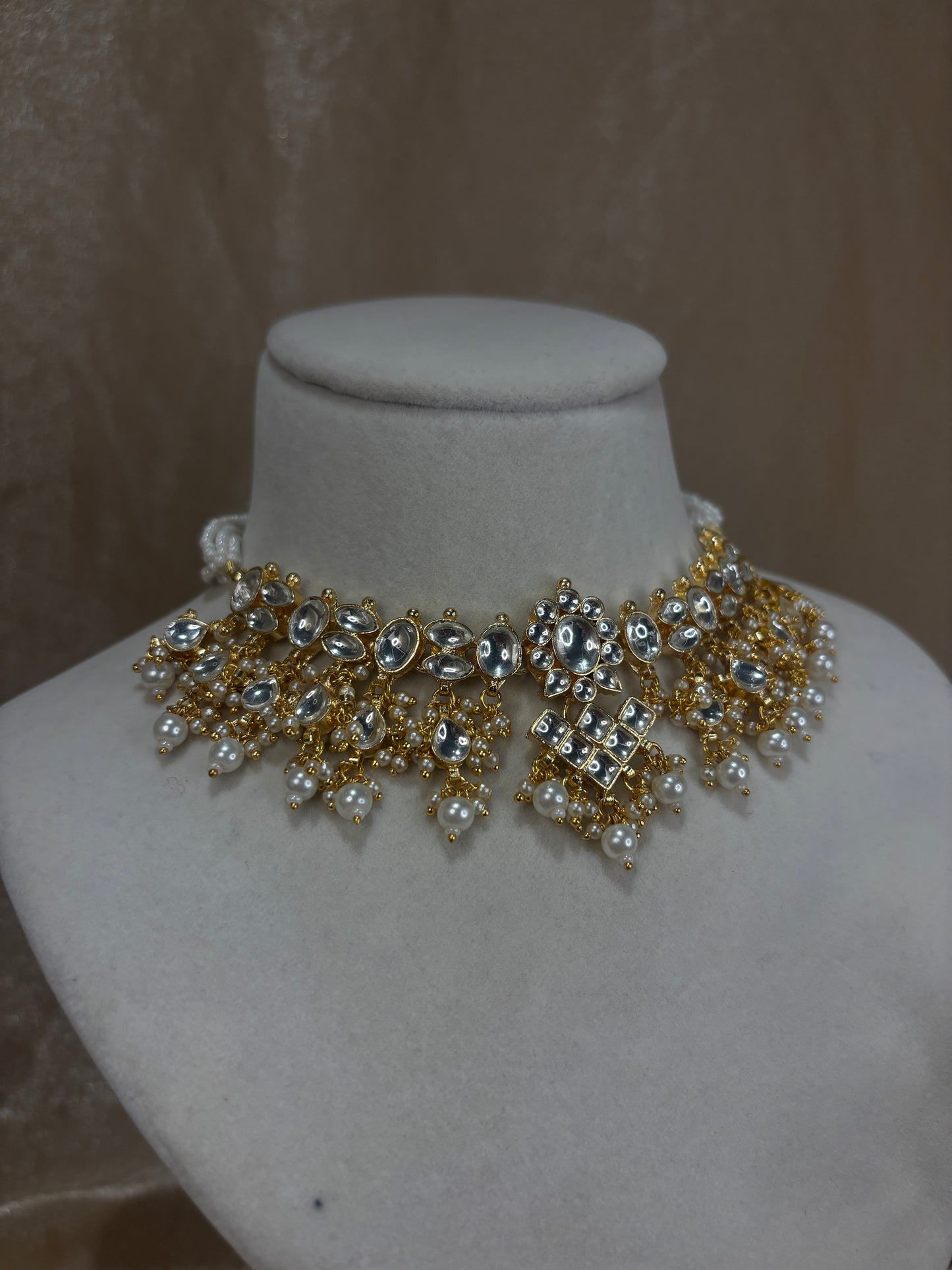 Gold choker set