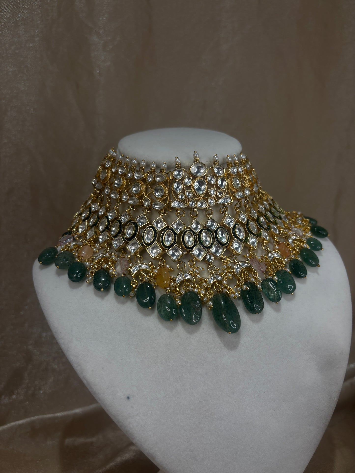 Emerald green heavy choker set