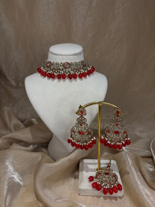 Red choker set