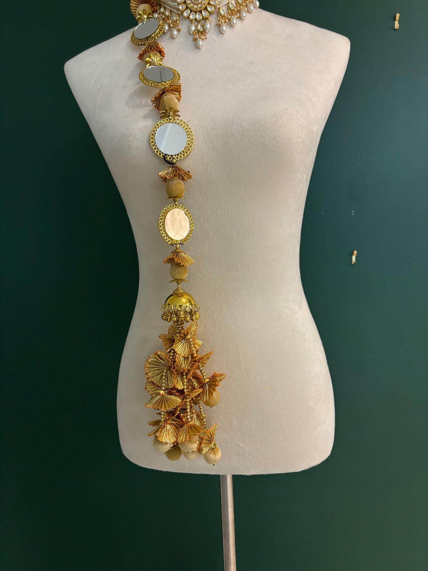 Gold mirror work parandi