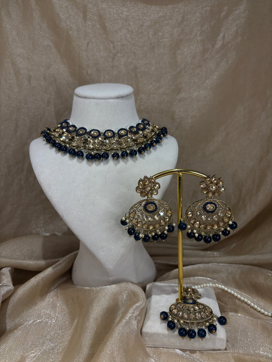Navy blue necklace set