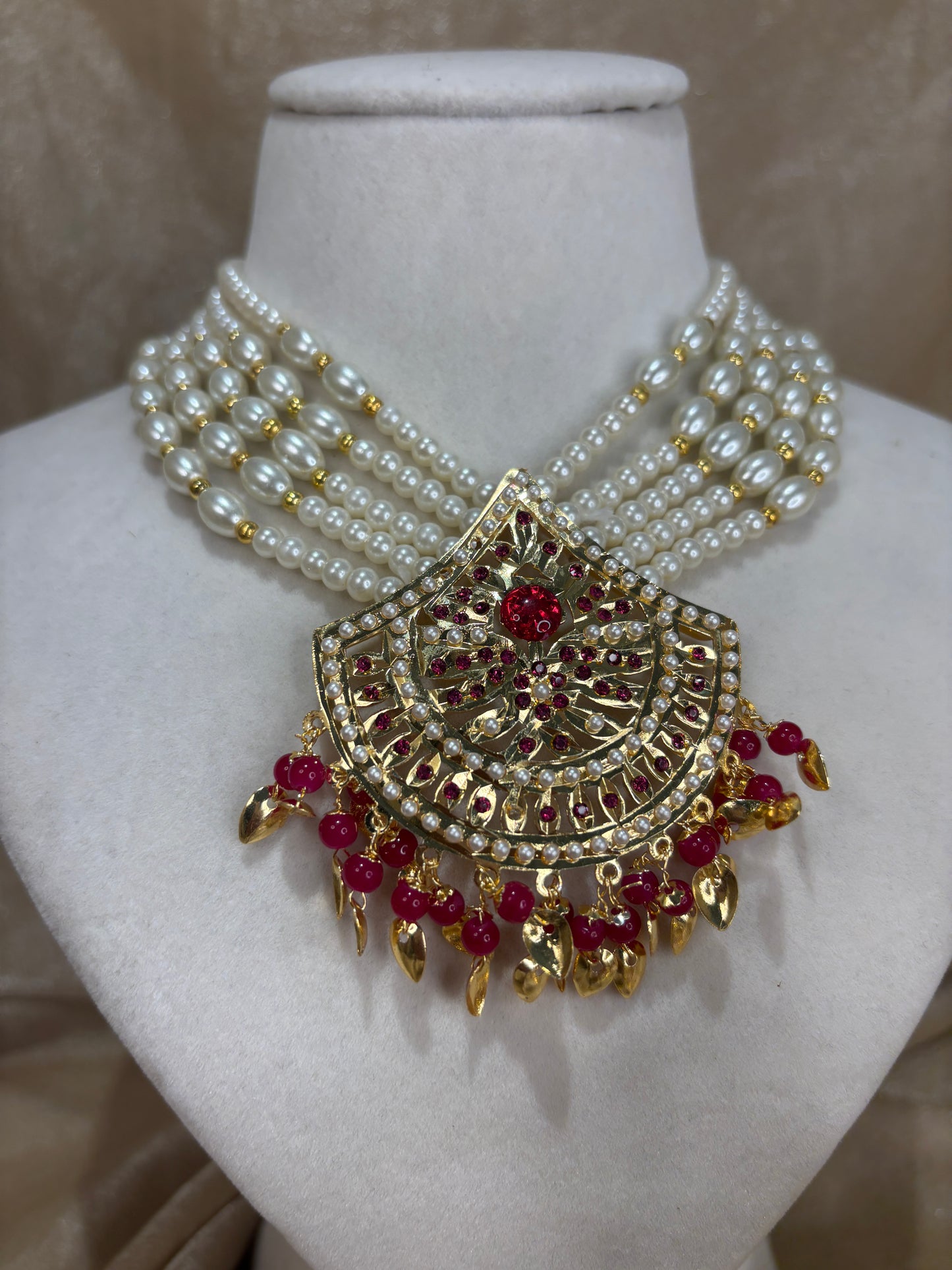 Red jadau necklace set