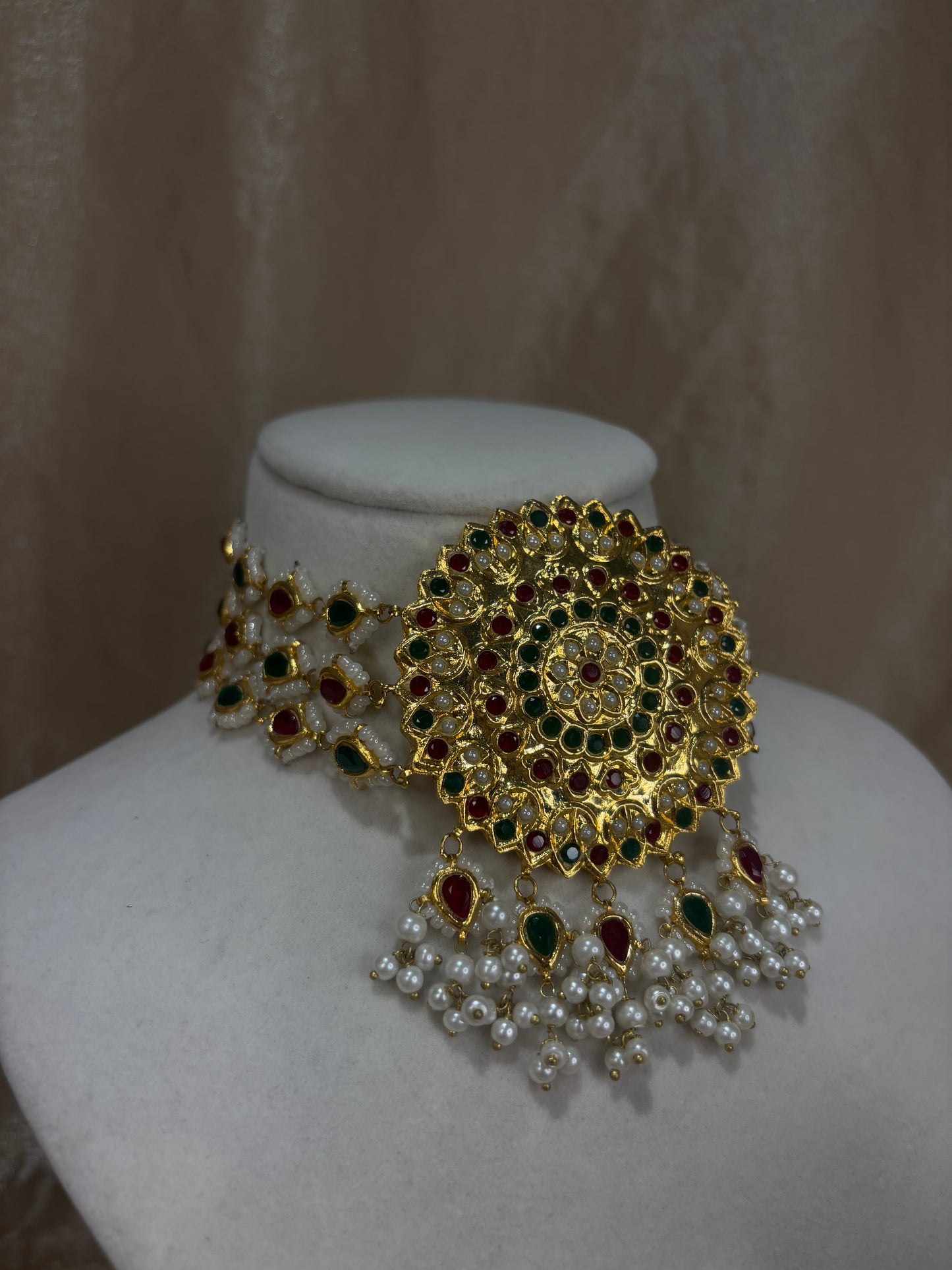 Multi-colour gold thappa kundan set