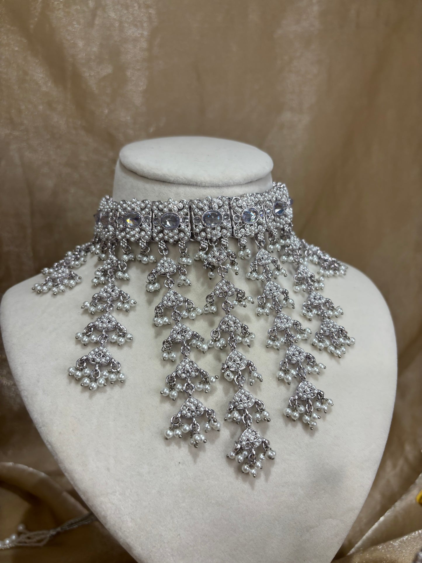 Silver choker set