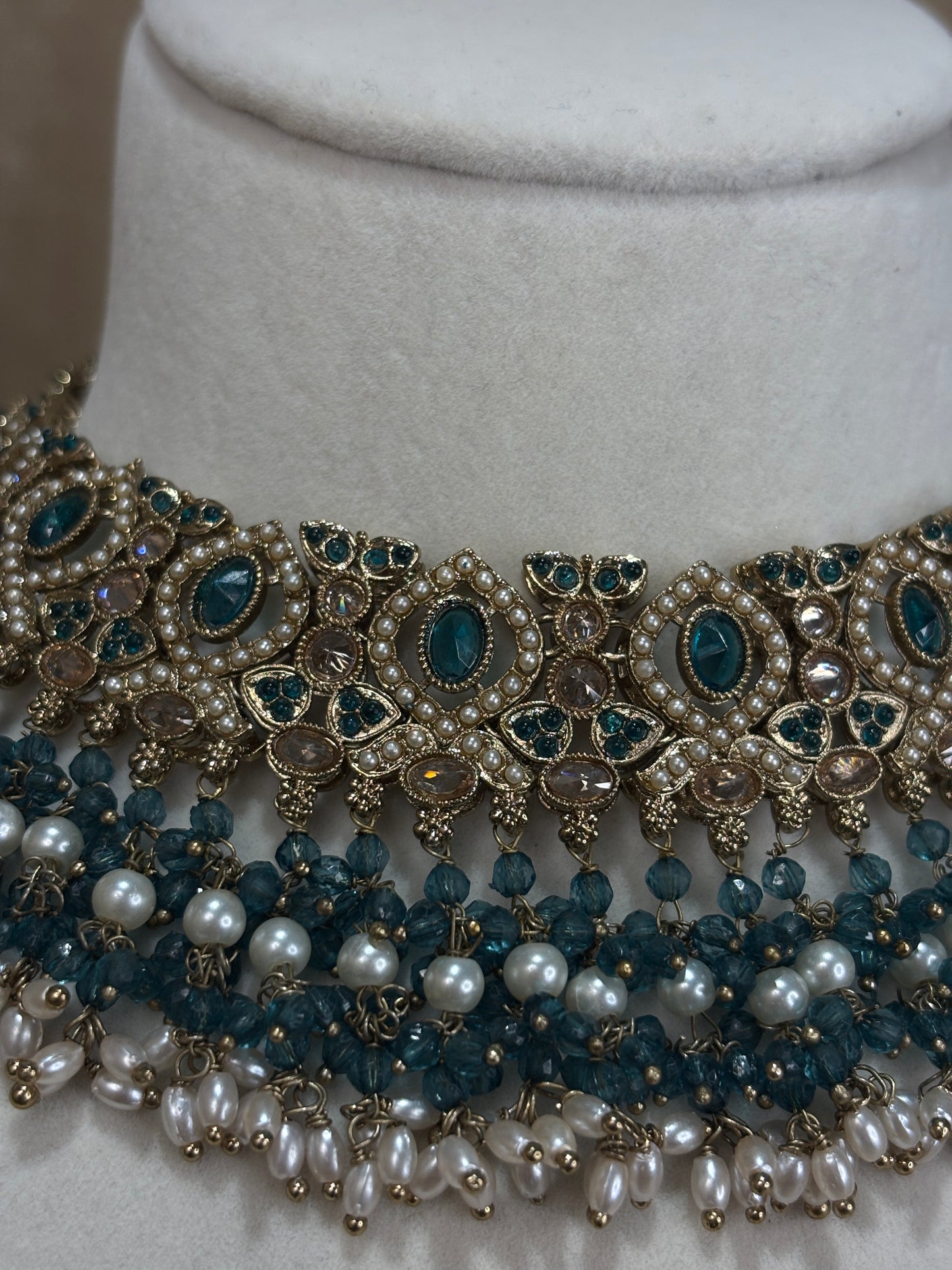 Teal necklace set