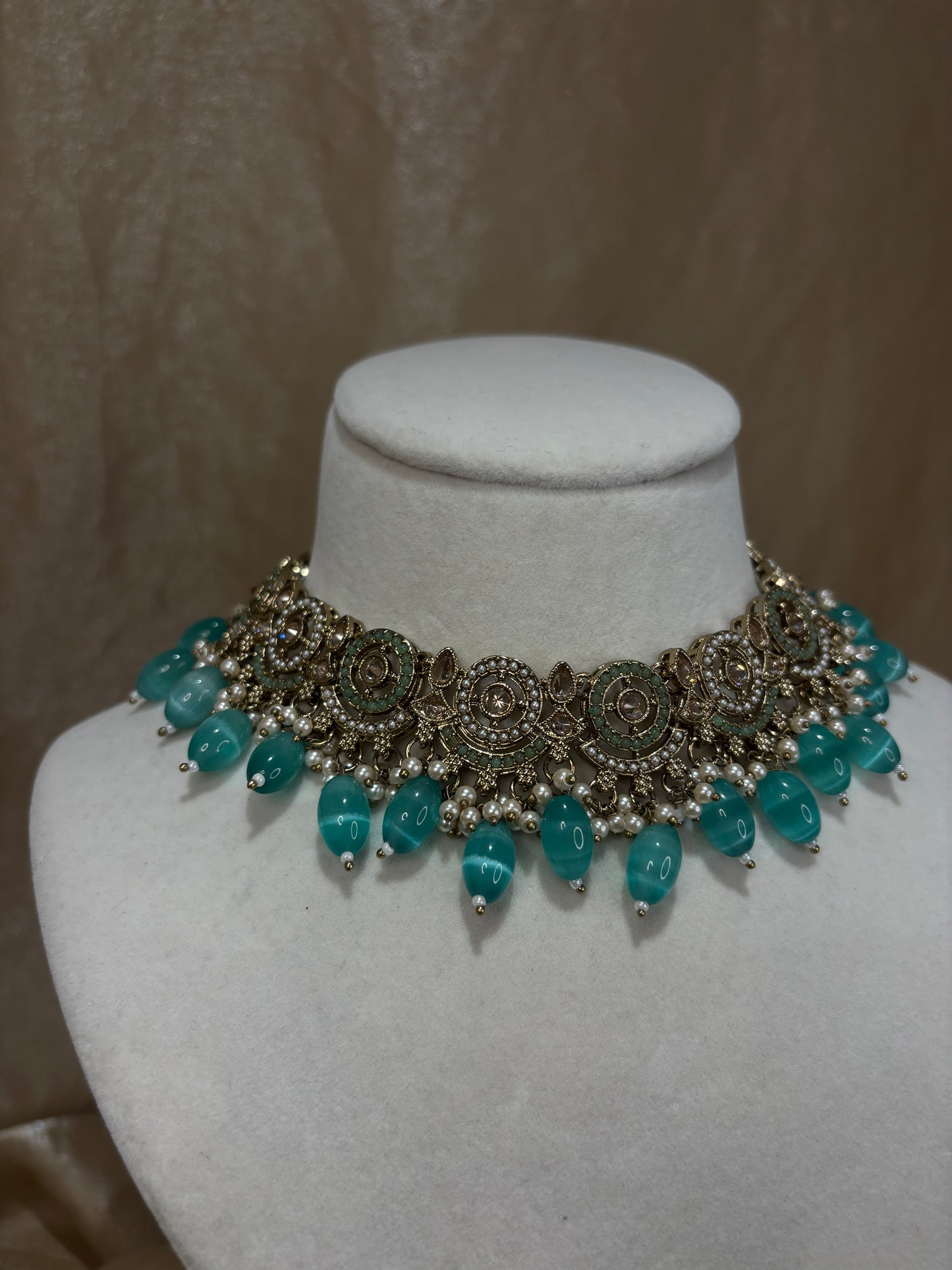 Sea green choker set
