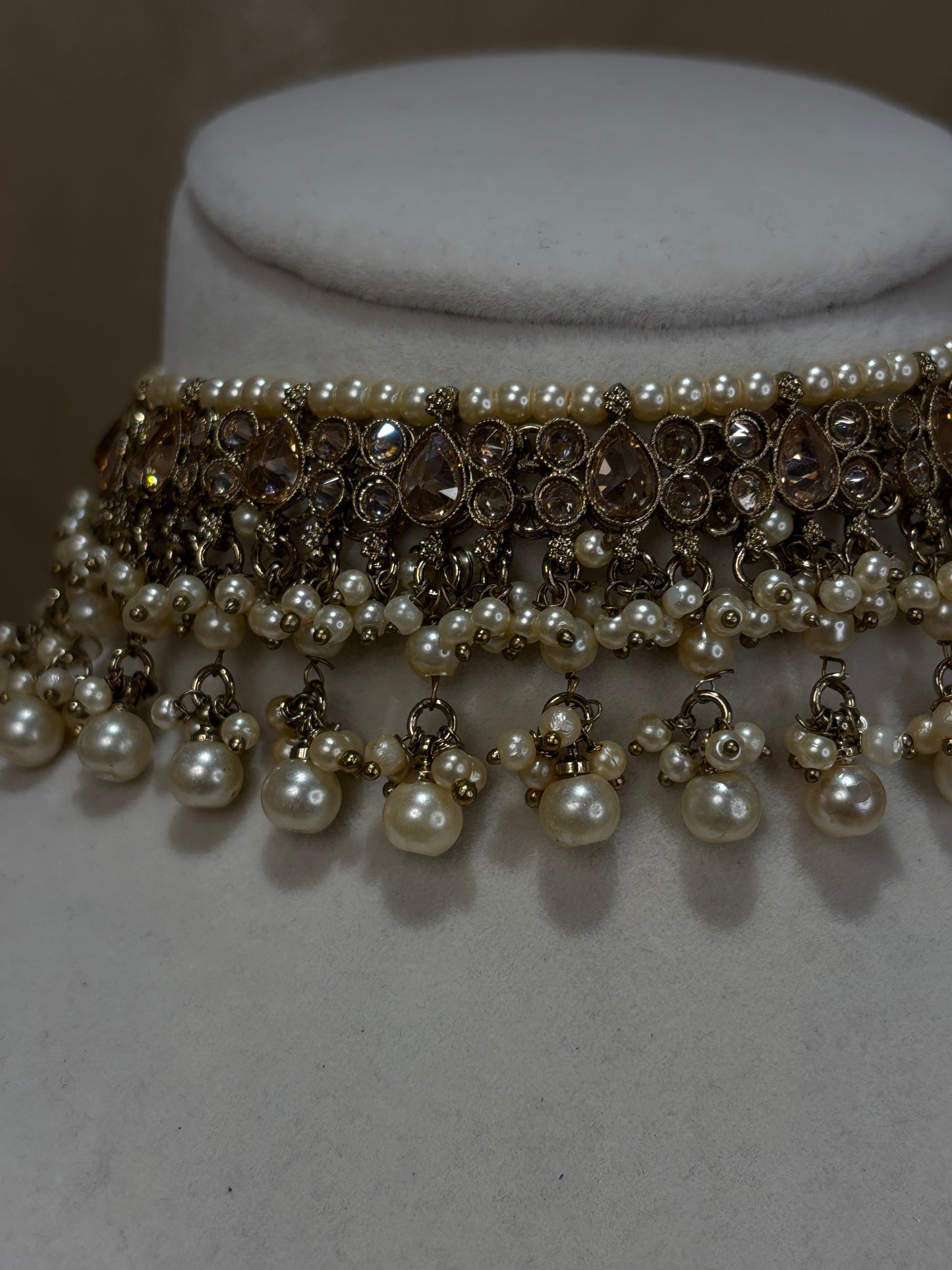 Gold choker set