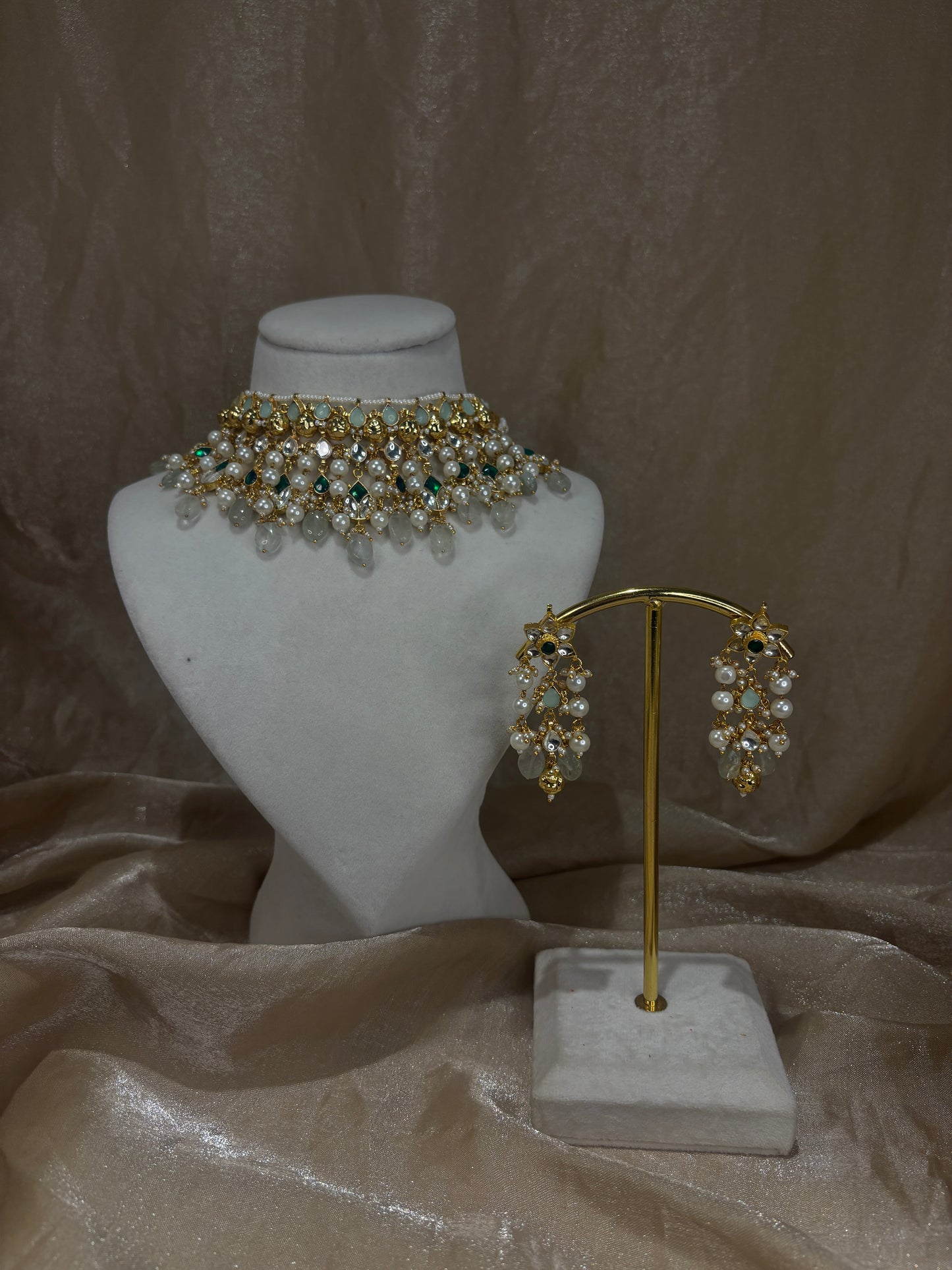 Mint/emerald green choker set