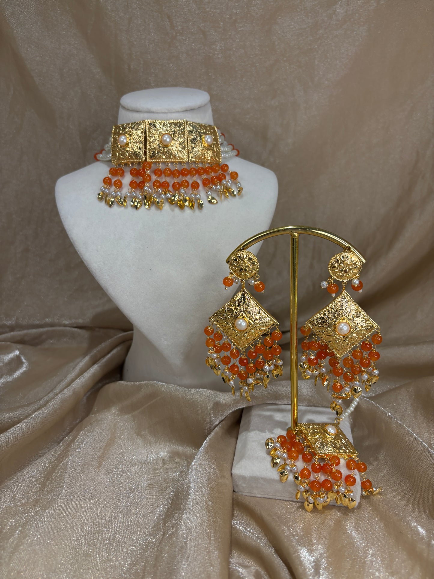 Orange jadau choker set