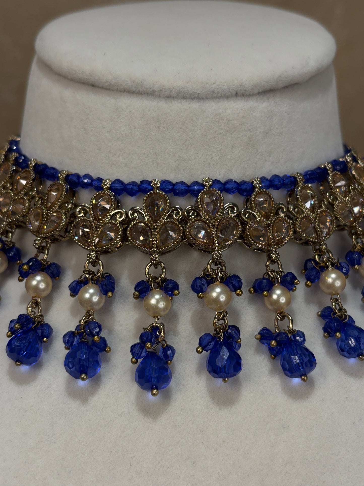 Royal blue choker set