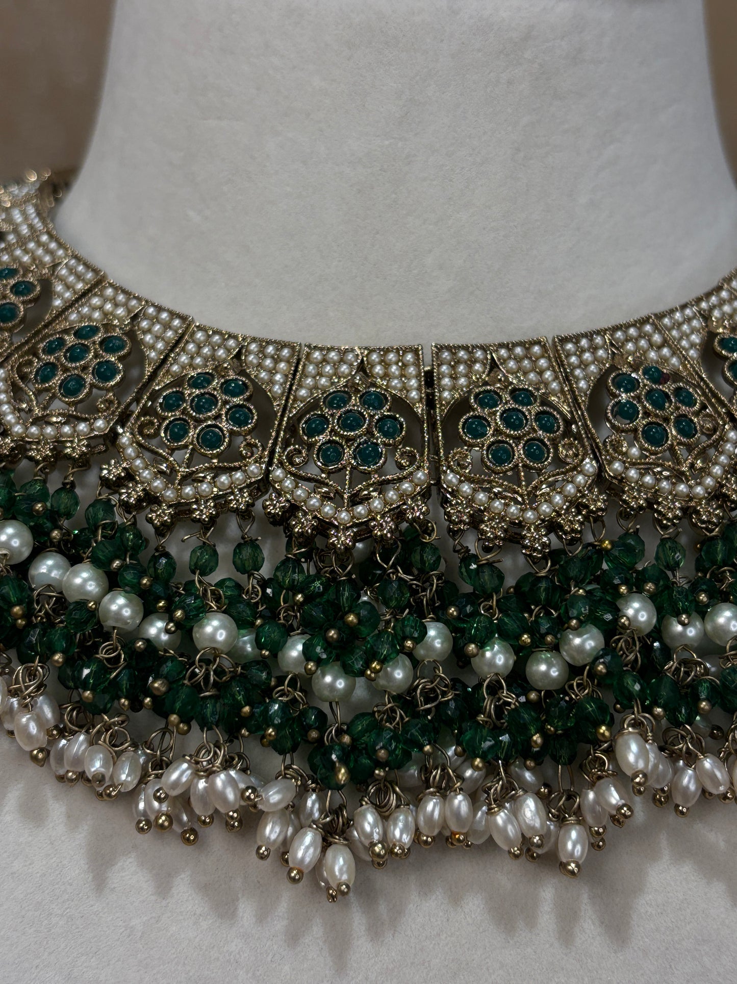 Emerald green statement necklace