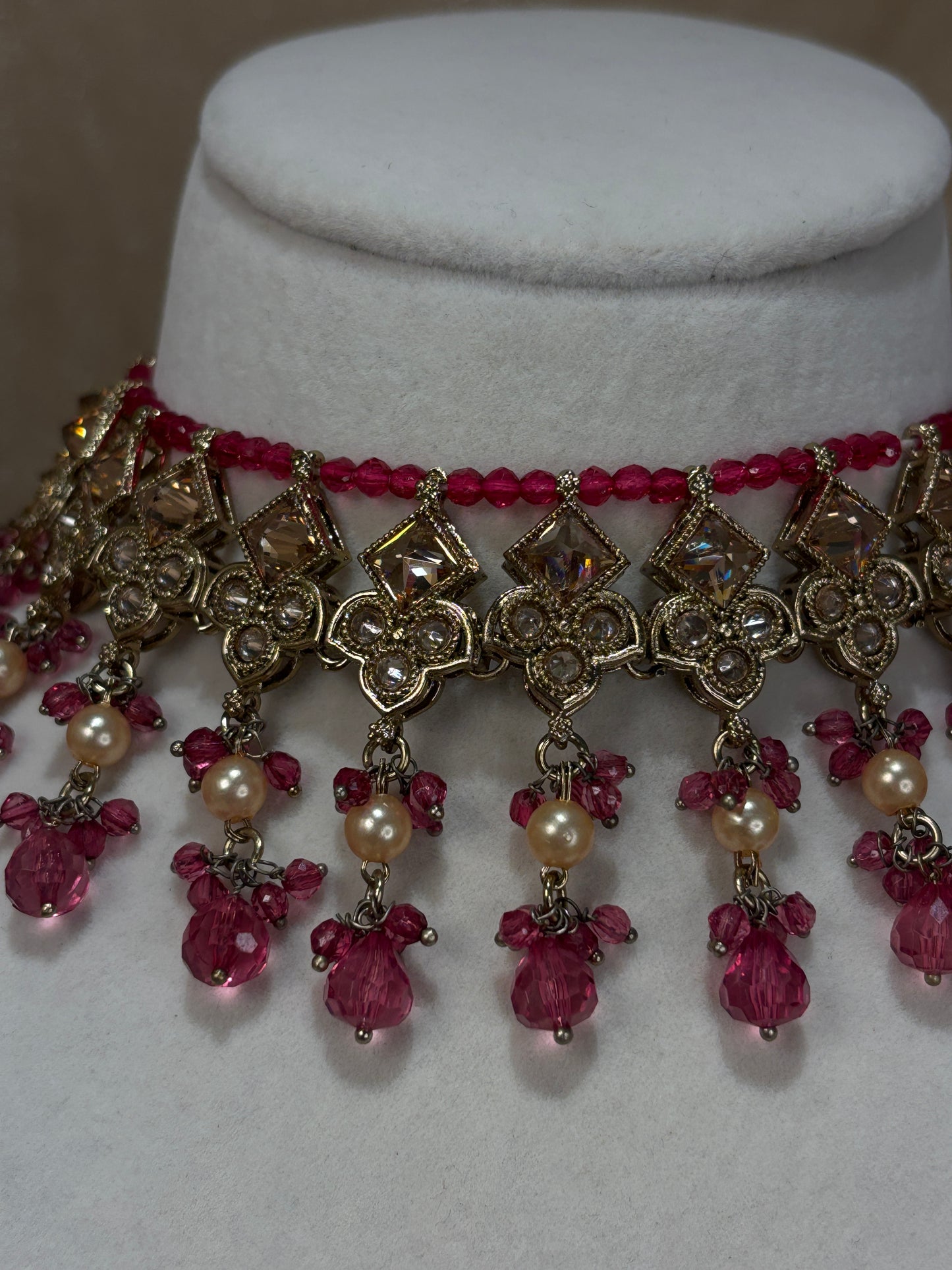 Hot pink choker set