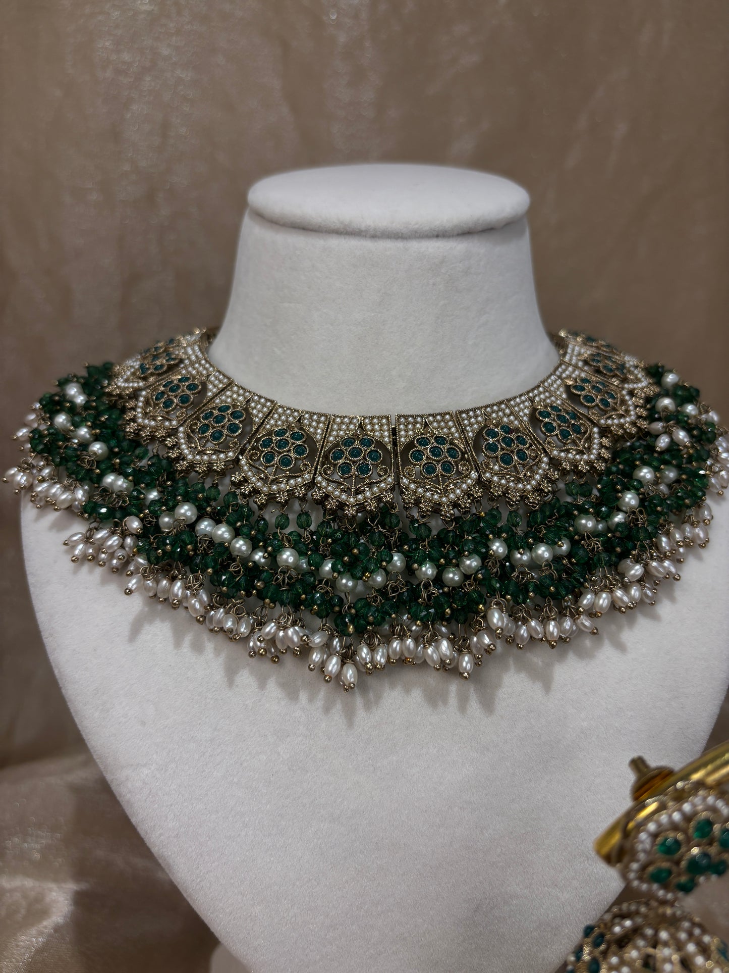Emerald green statement necklace