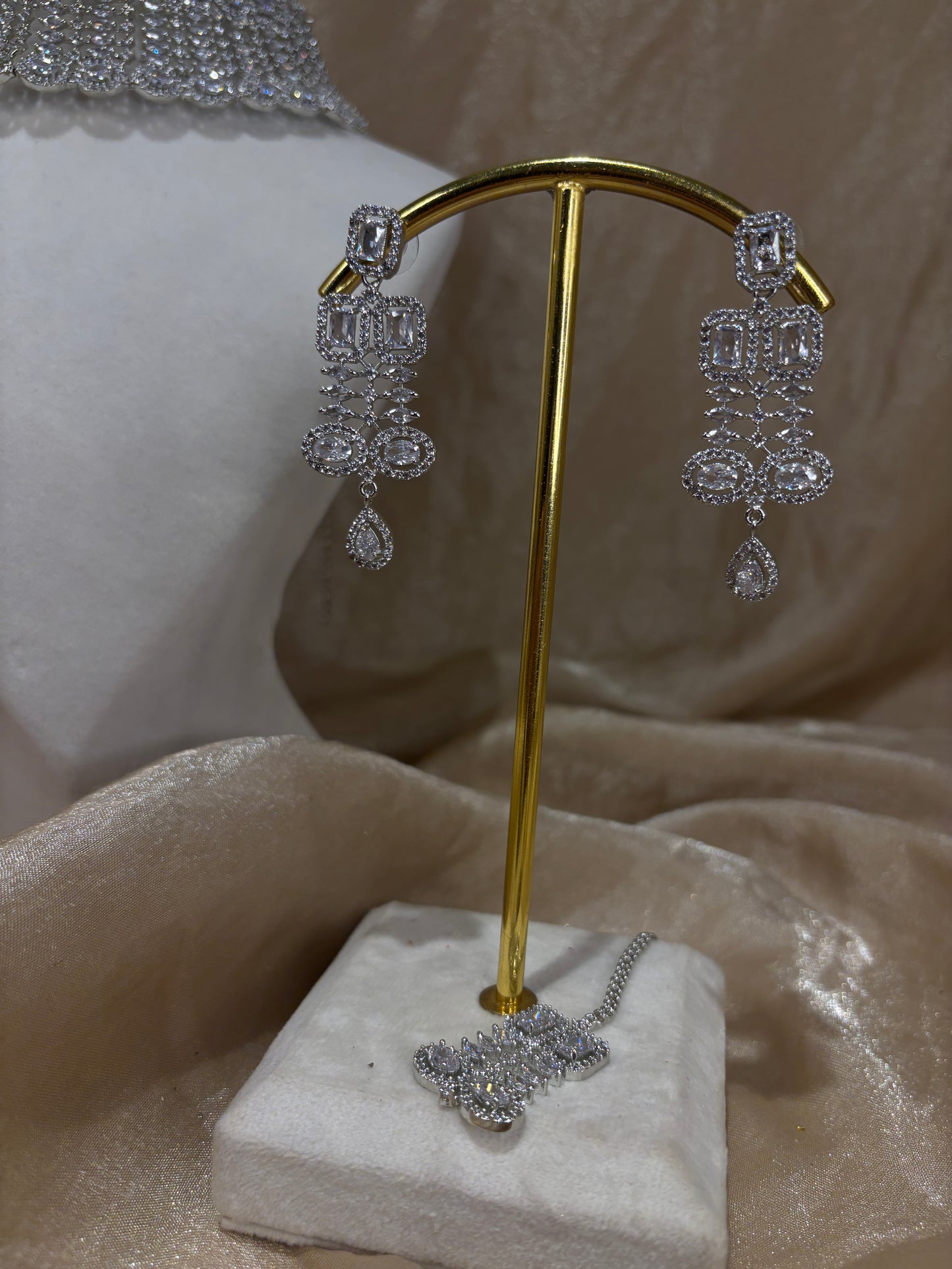 Silver American diamond set