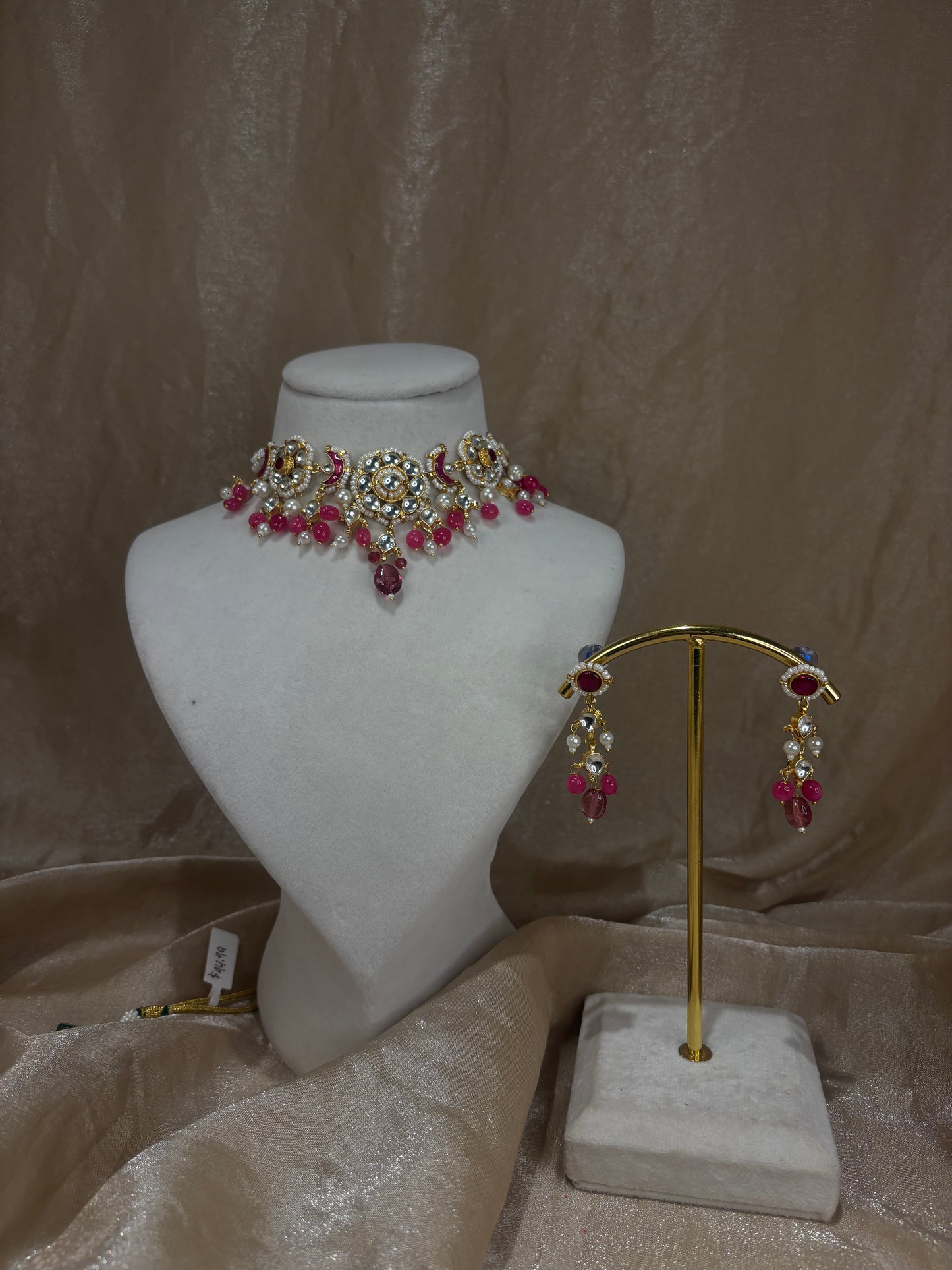 Hot pink choker set