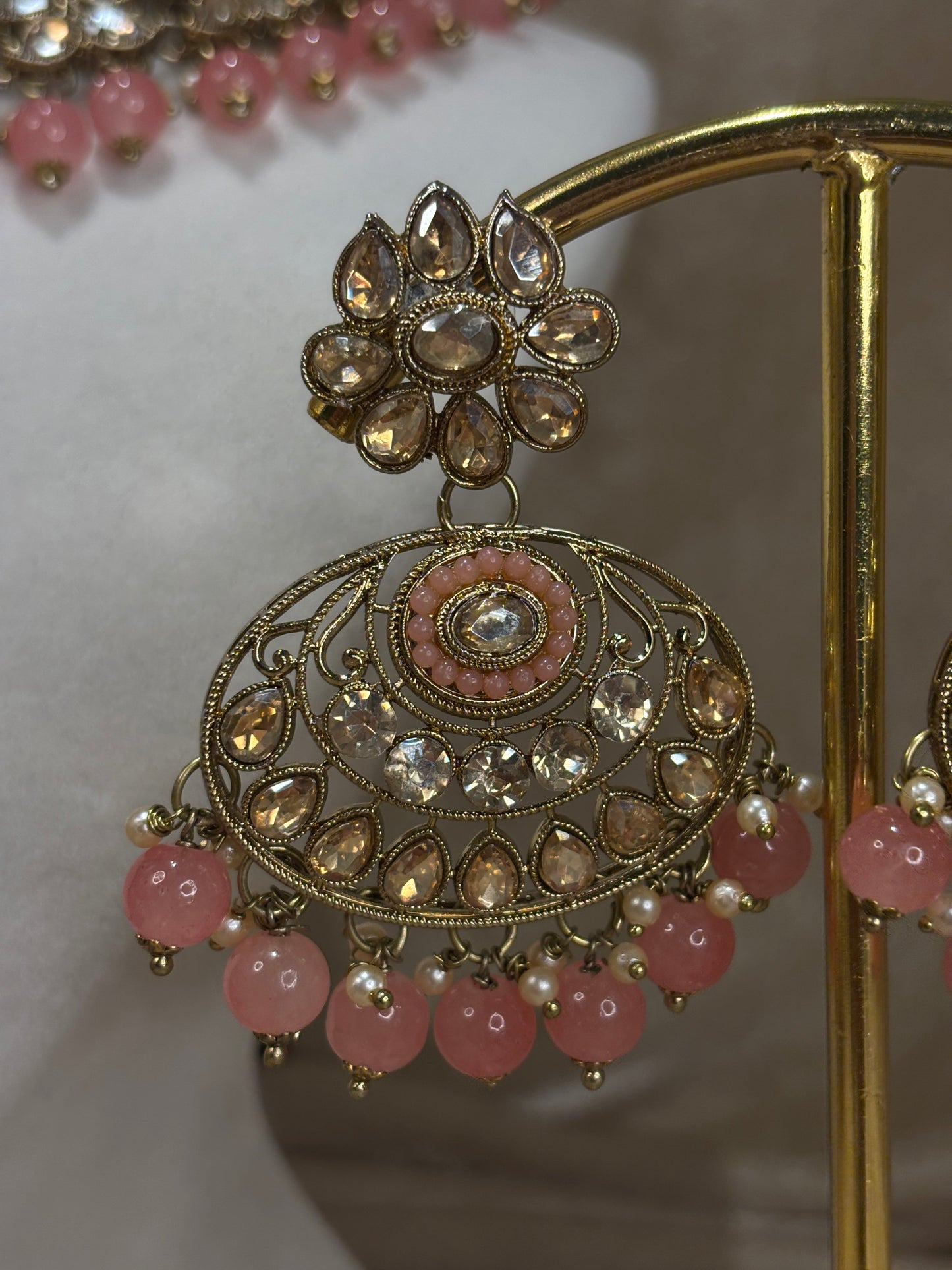 Peach/pink necklace set