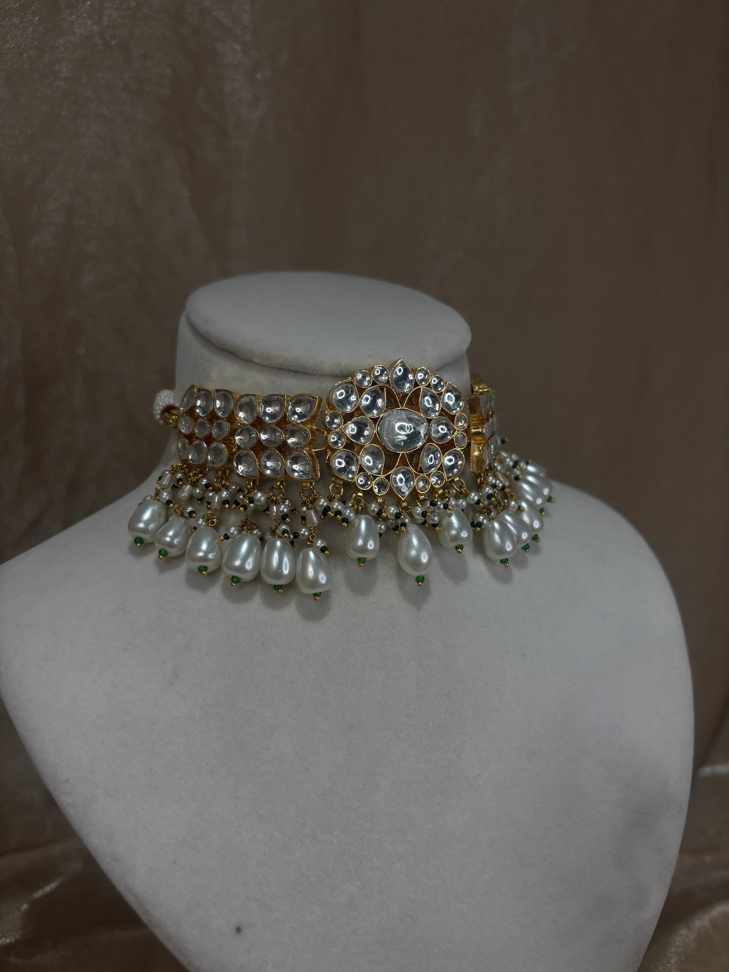Gold choker set