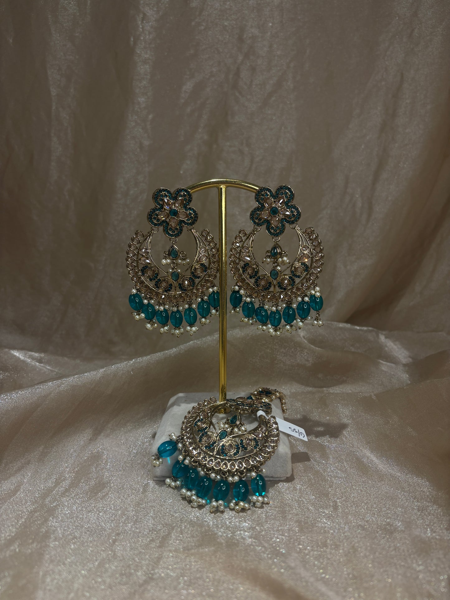 Blue earring/tikka set
