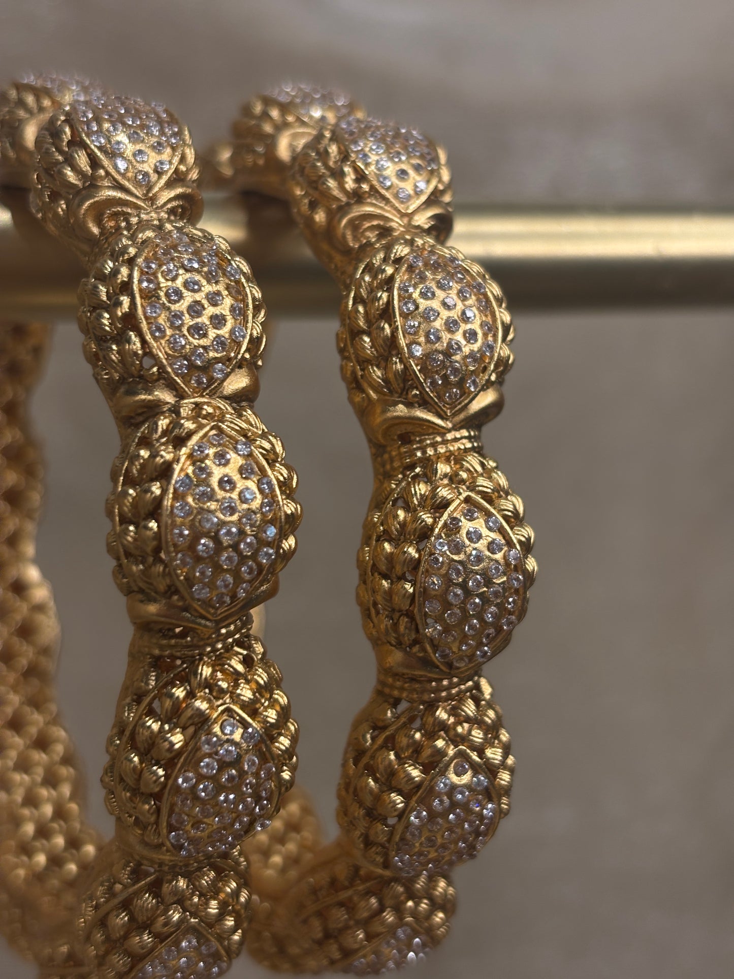 Yellow gold rajwadi kare